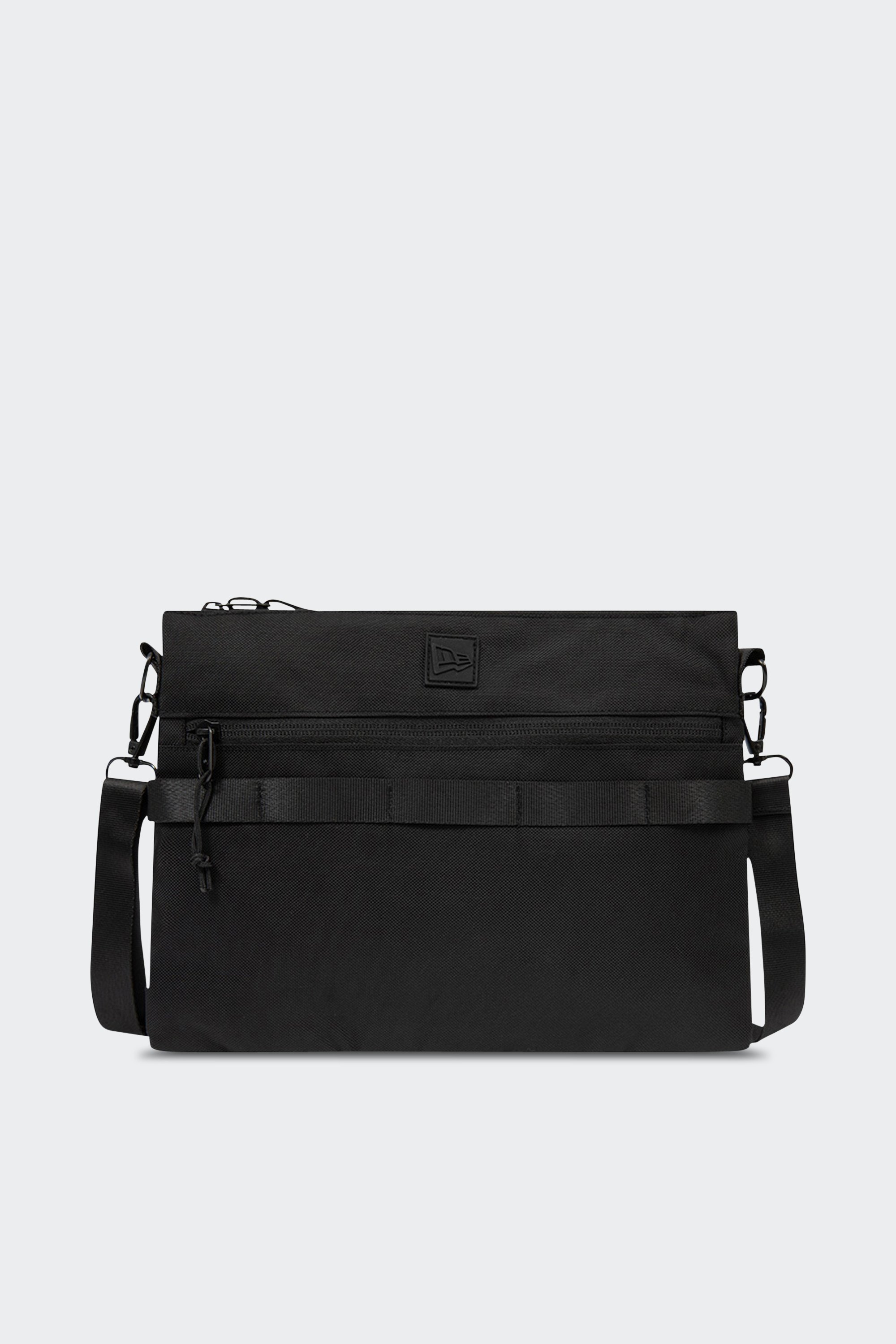 Clutch bag | Black by NEW ERA Clutch bag Black