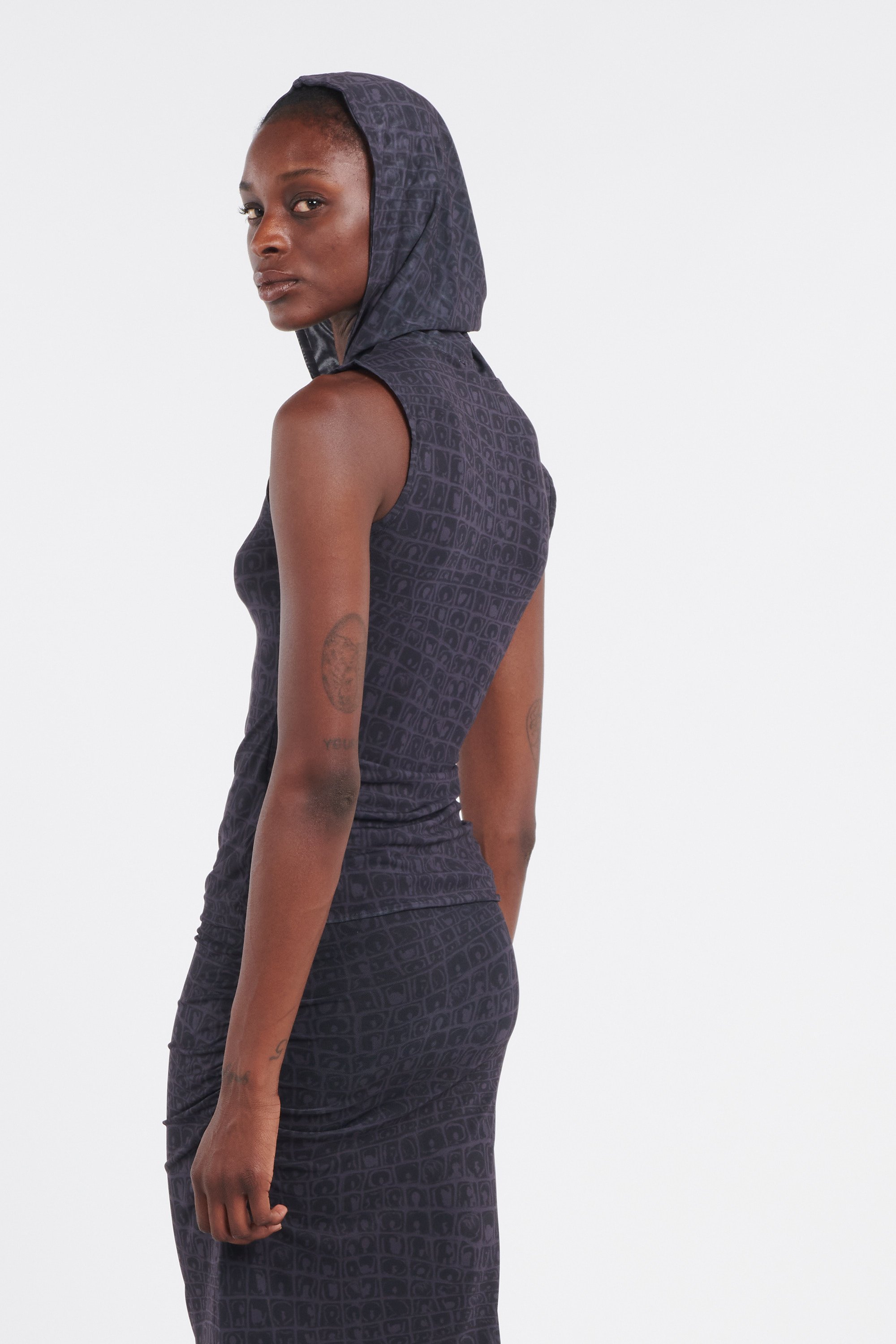 Top | Black by DAILY PAPER Top Black