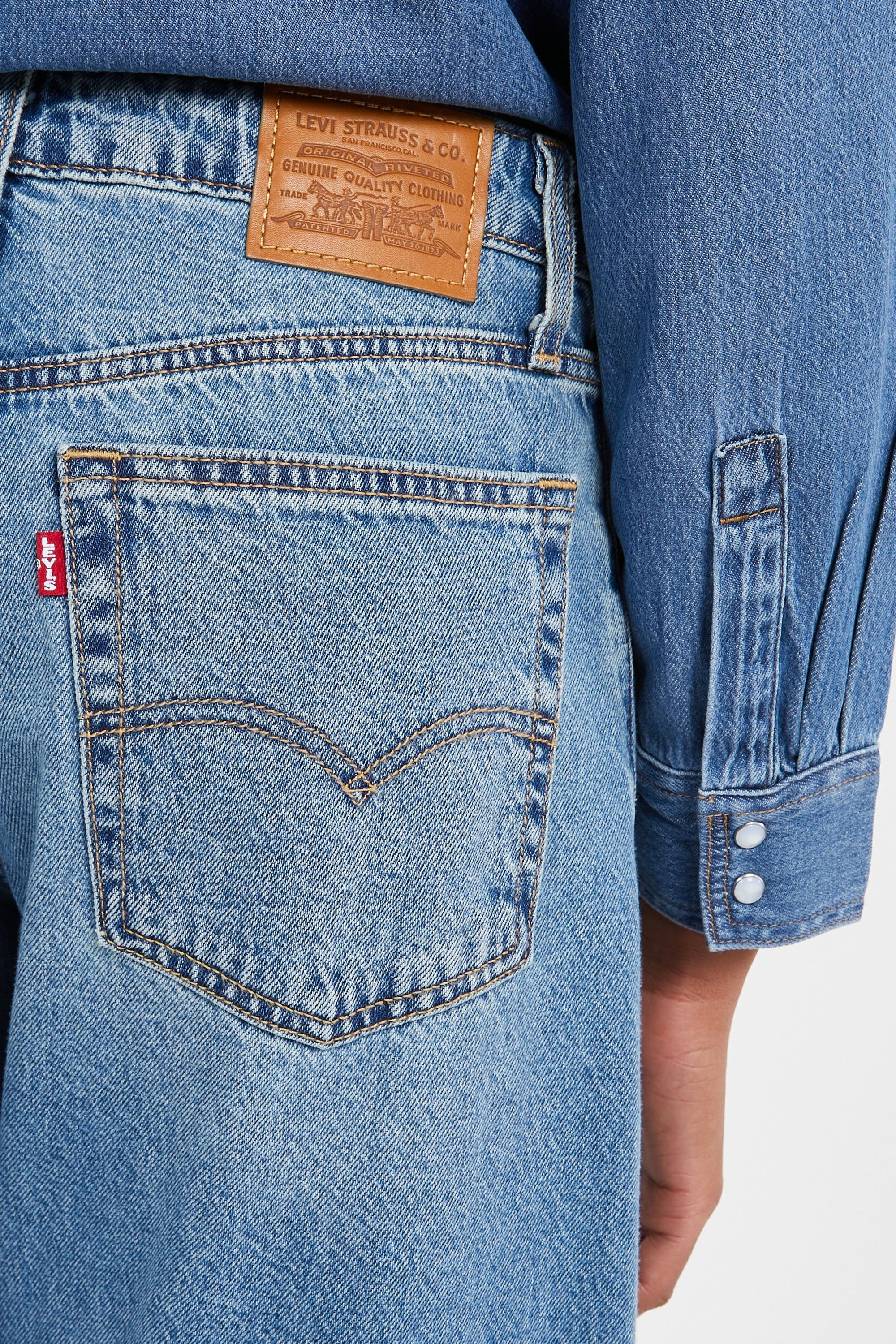 Jean Baggy dad barrel Bleu Levi's Femme Citadium