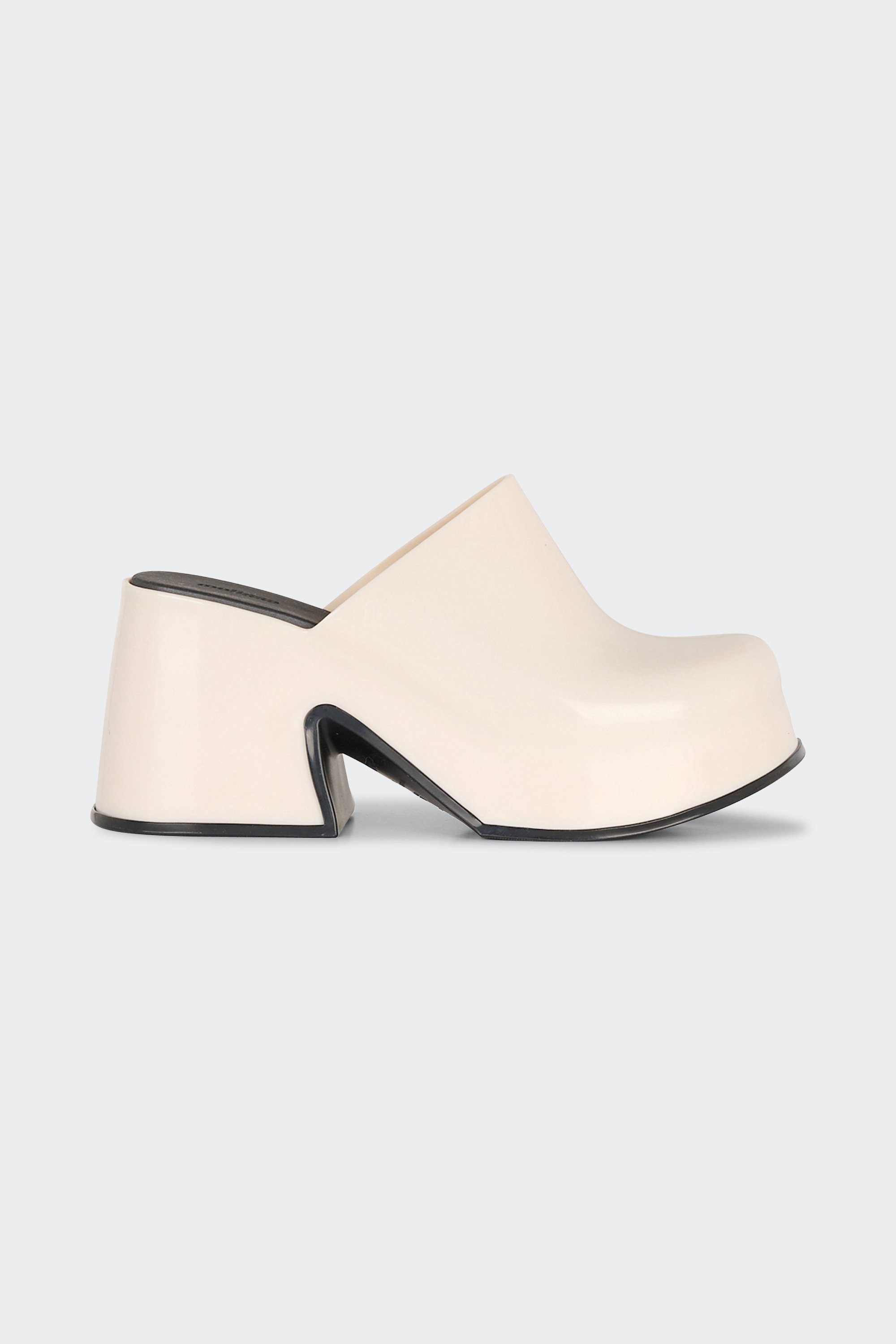 Slippers | White by MELISSA Slippers White