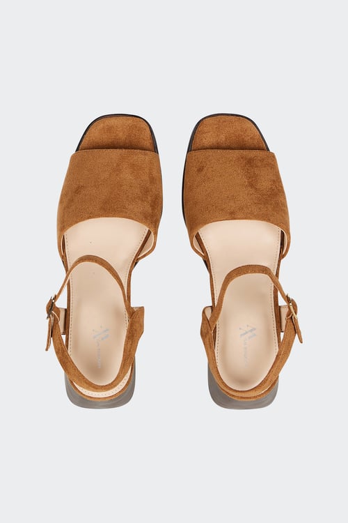 VANESSA WU Sandales Marron