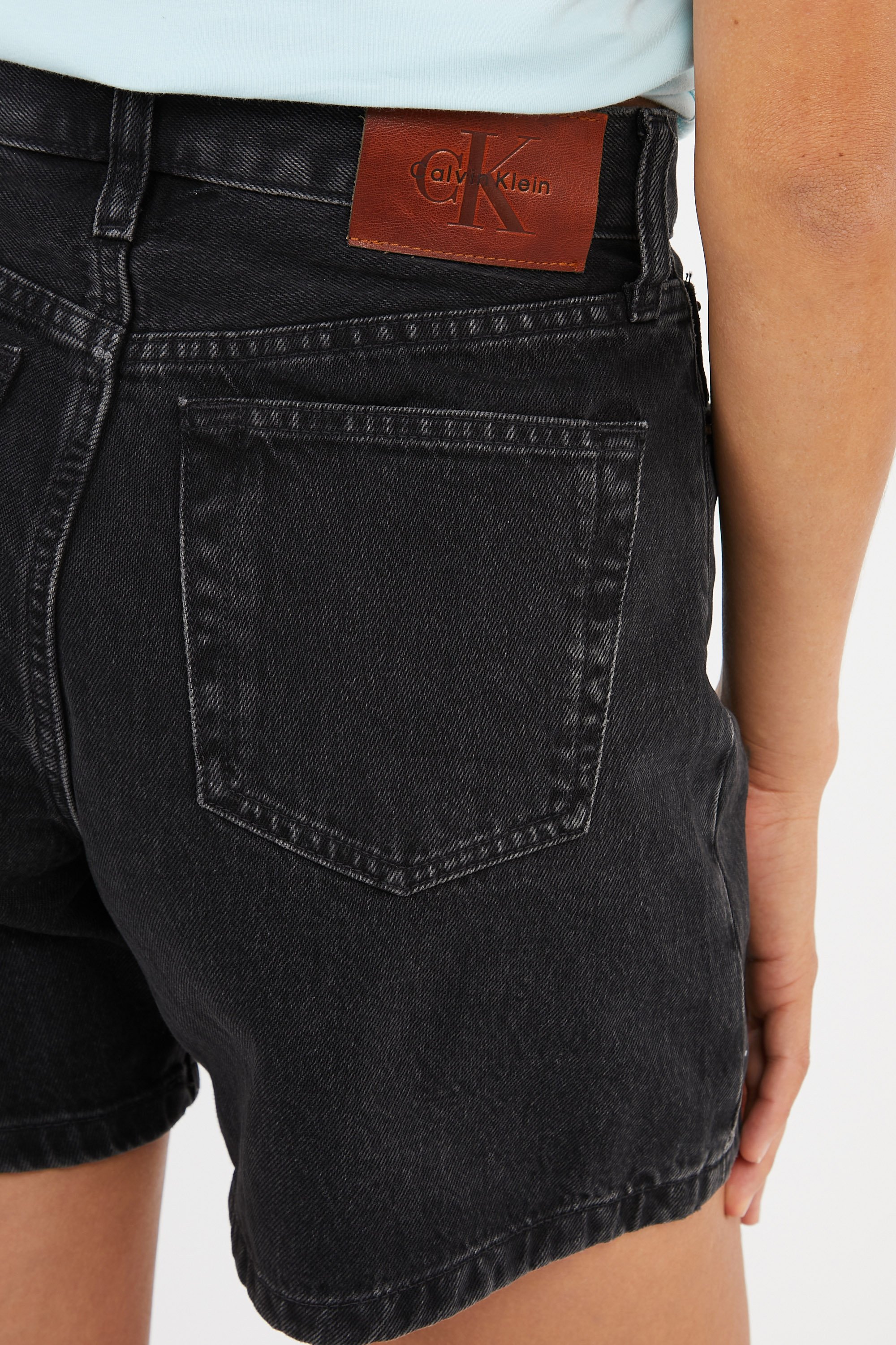 Short | Noir by CALVIN KLEIN Short Noir