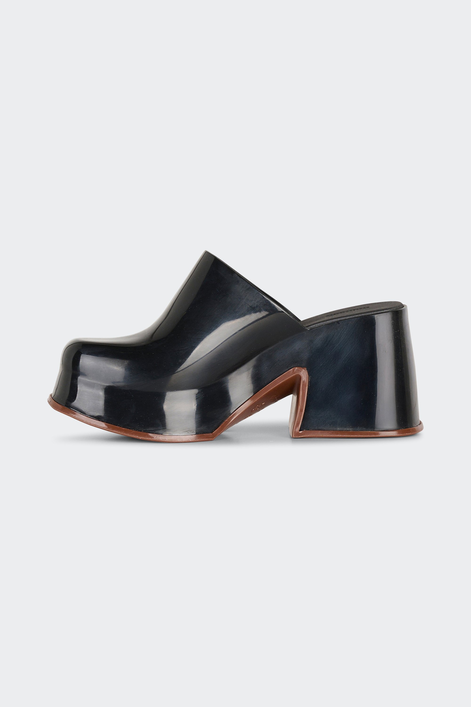 Slippers | Black by MELISSA Slippers Black