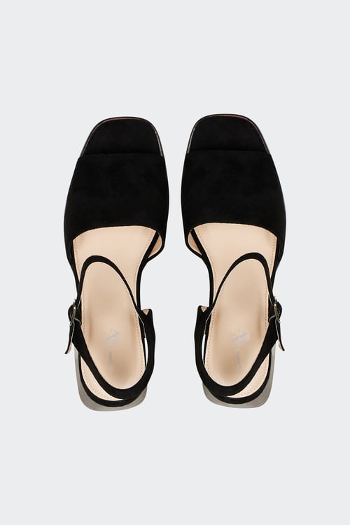 VANESSA WU Sandales Noir