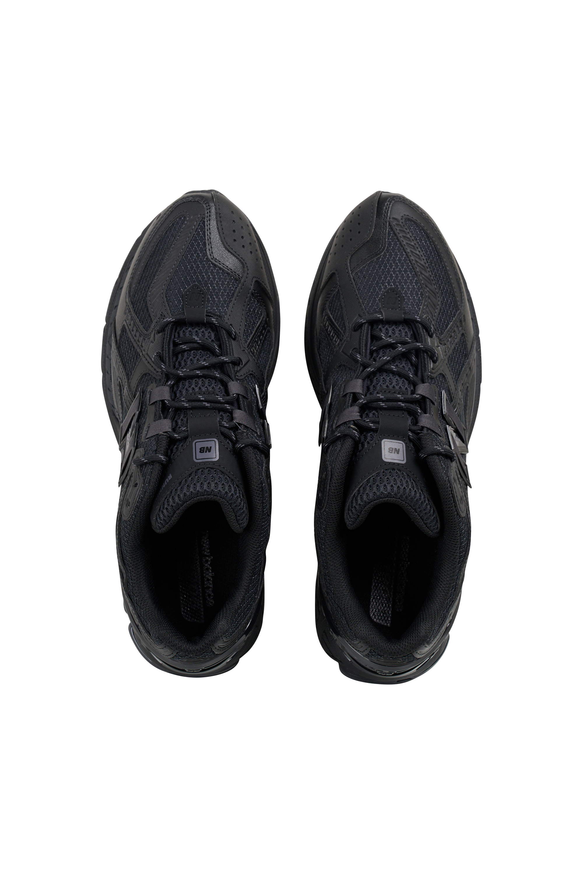 Baskets  NEW BALANCE Noir