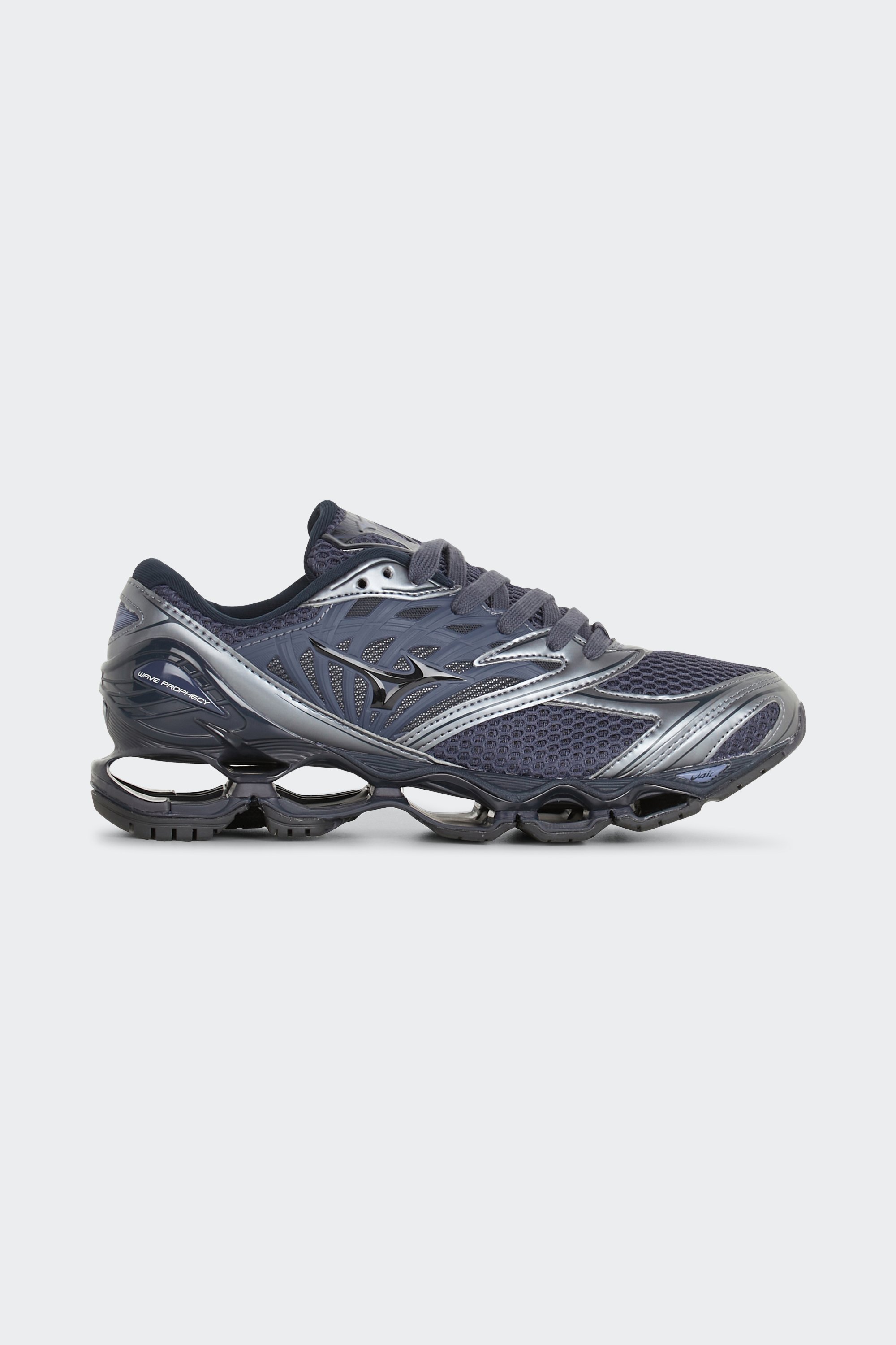 Baskets | Gris by MIZUNO Baskets Gris