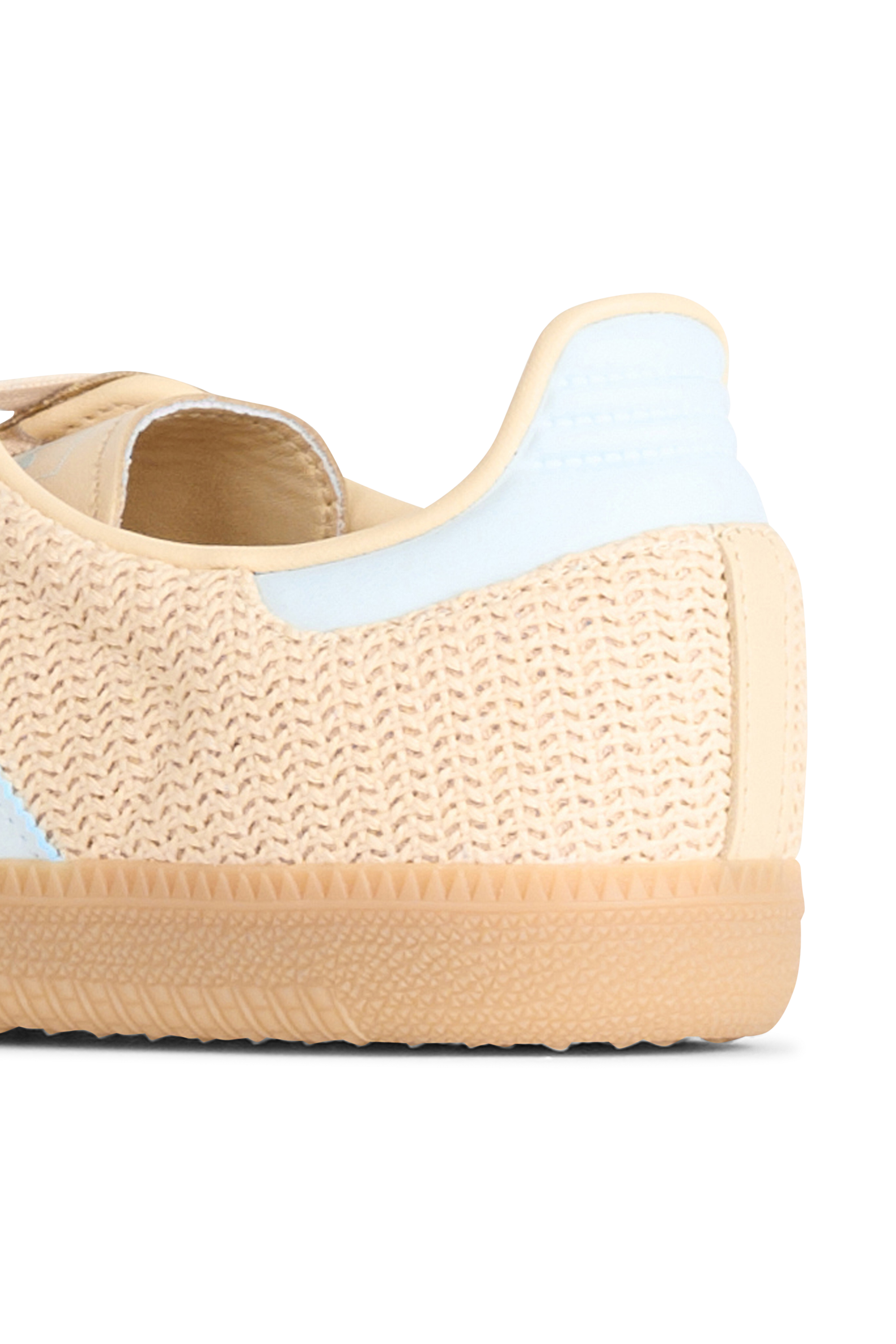 Baskets Beige