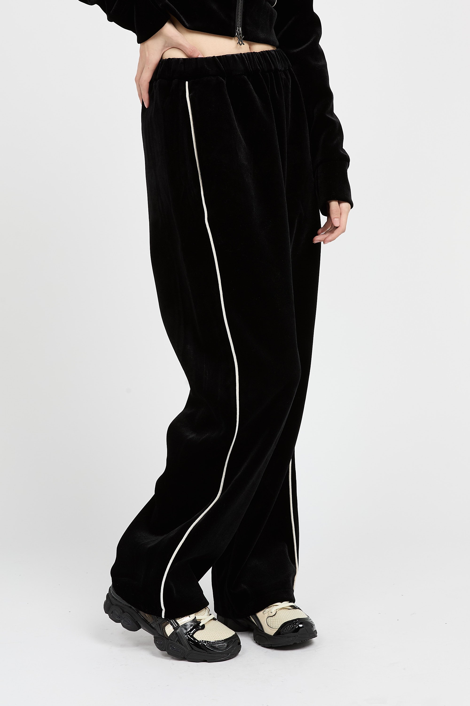 Joggers | Black by DAILY PAPER Joggers Black