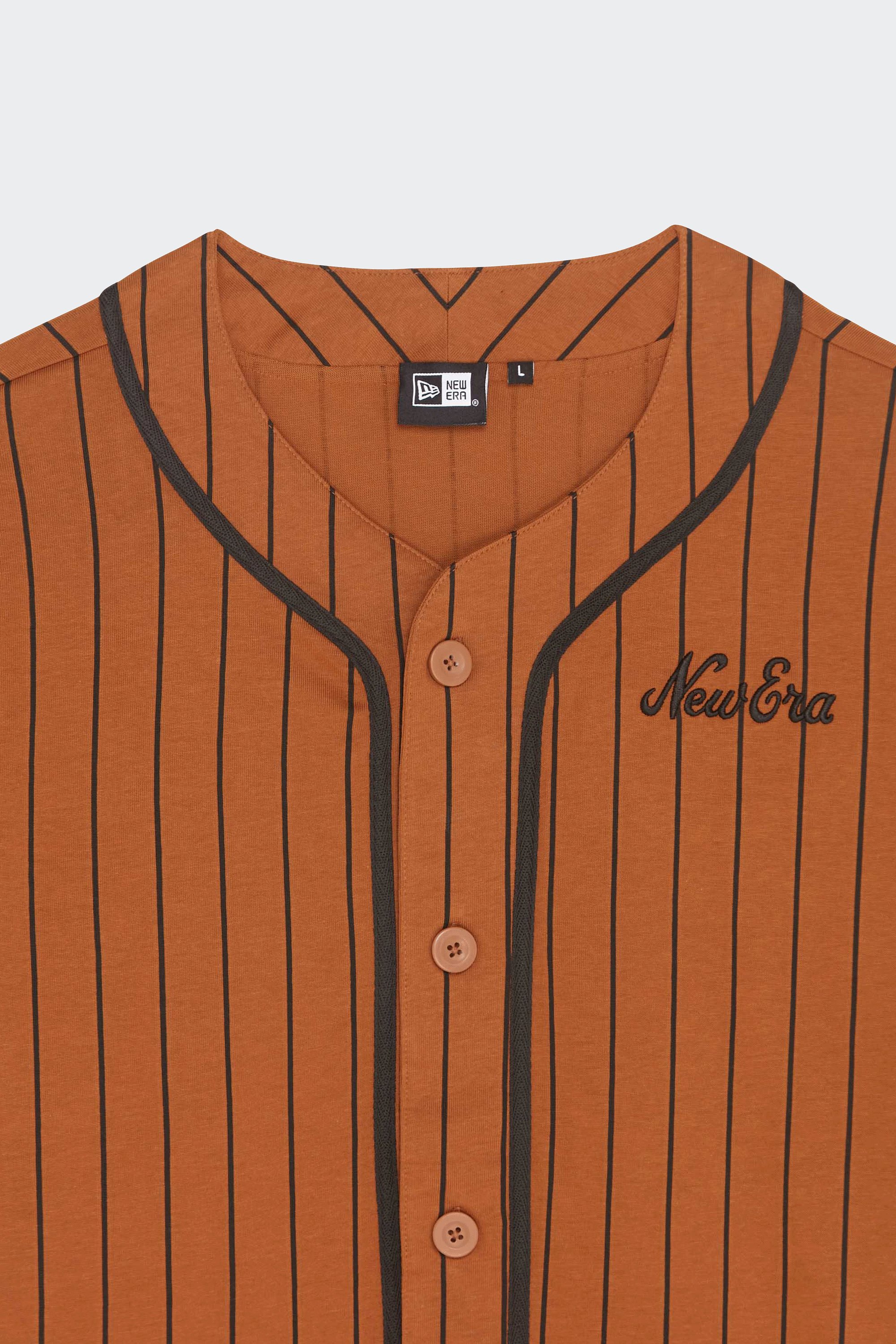 T-shirt | Beige by NEW ERA T-shirt Beige