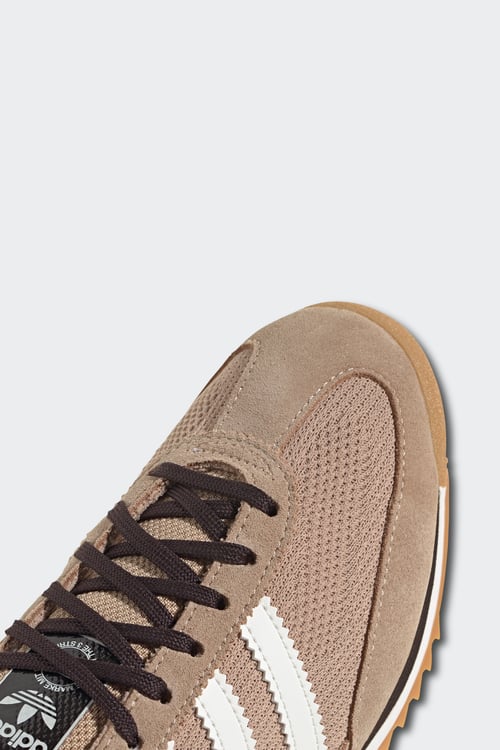 ADIDAS BASKETS Marron