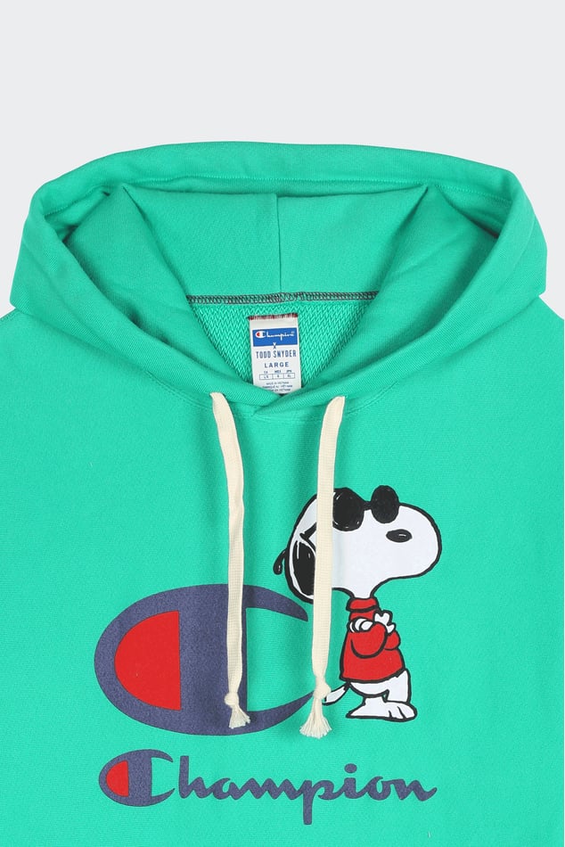 ParallaxShops Man Champion X Peanuts Hoodie Green Champion nike kobe mamba day t shirts x nike kobe 11 mamba day