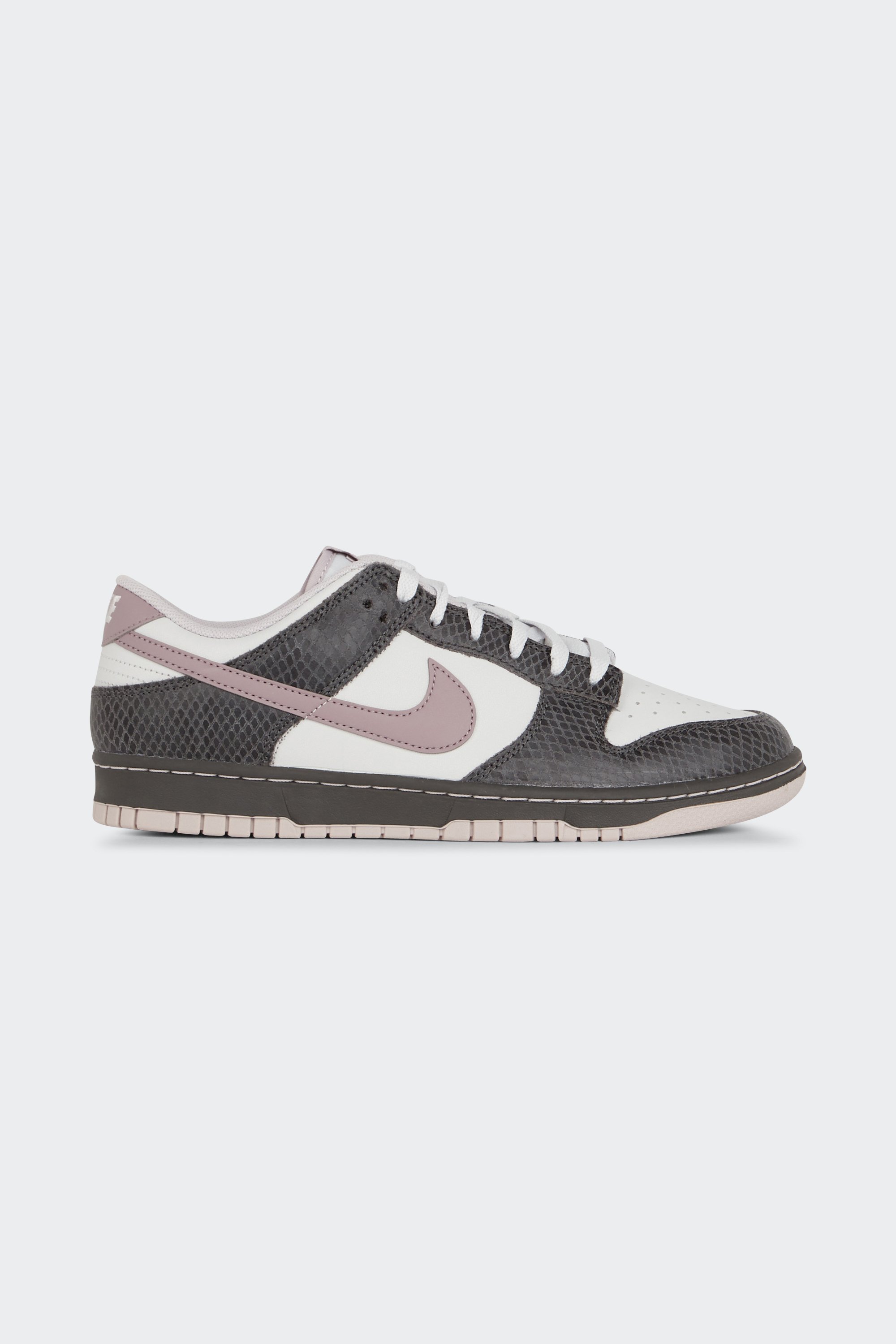 Baskets | Gris by NIKE Baskets Gris
