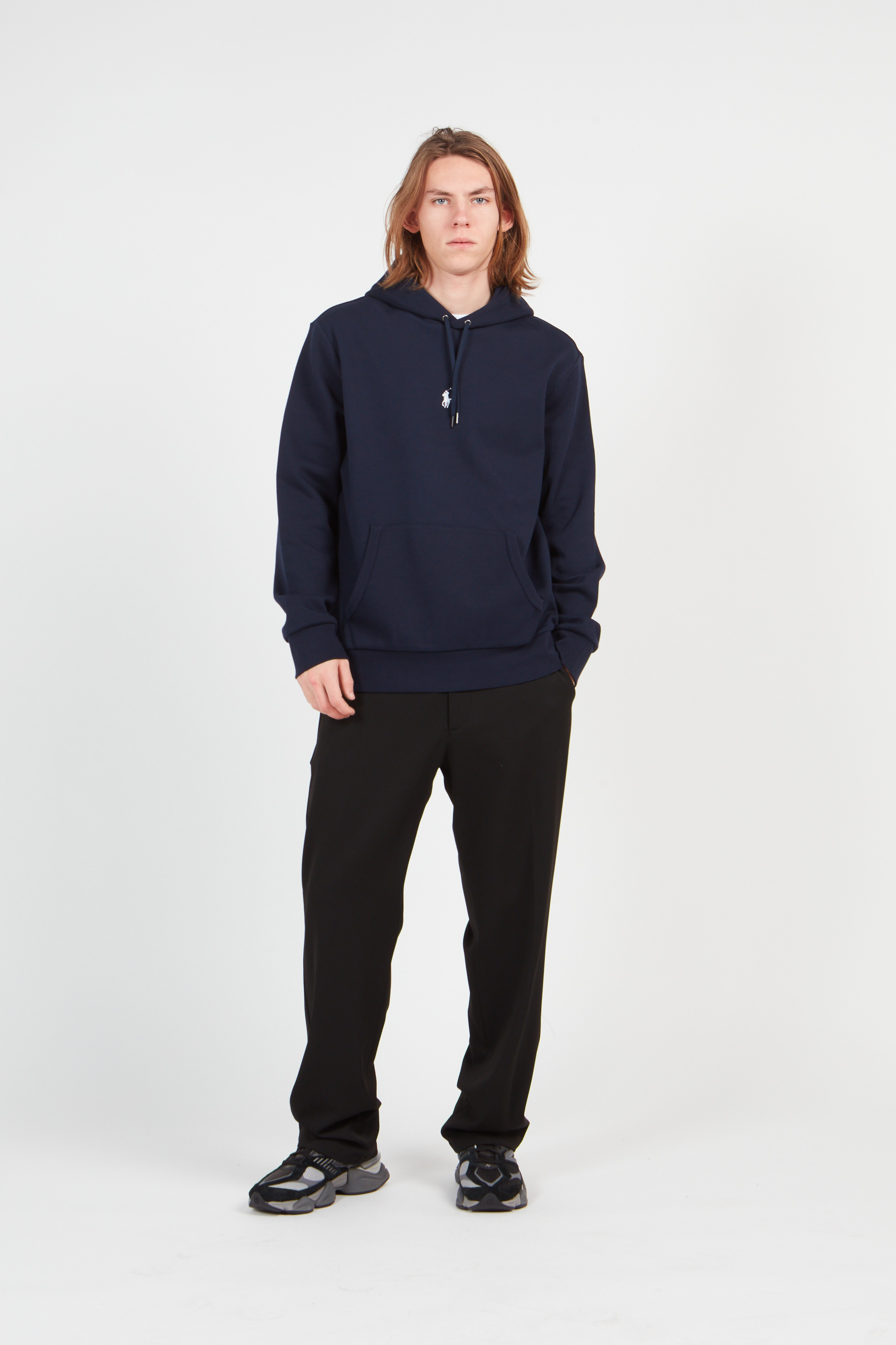 Low-top sneakers Black