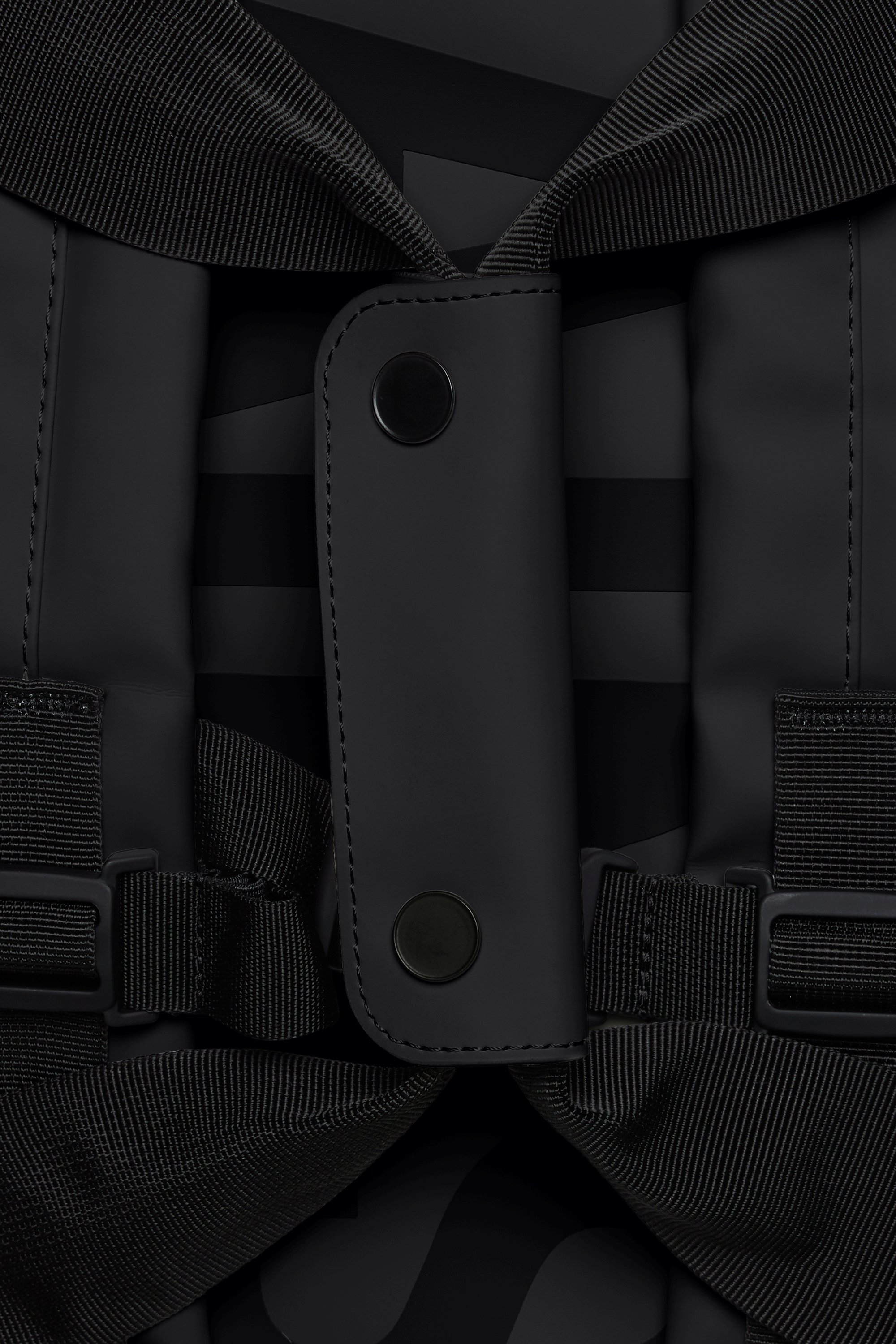 Travel bag | Black by RAINS Travel bag Black