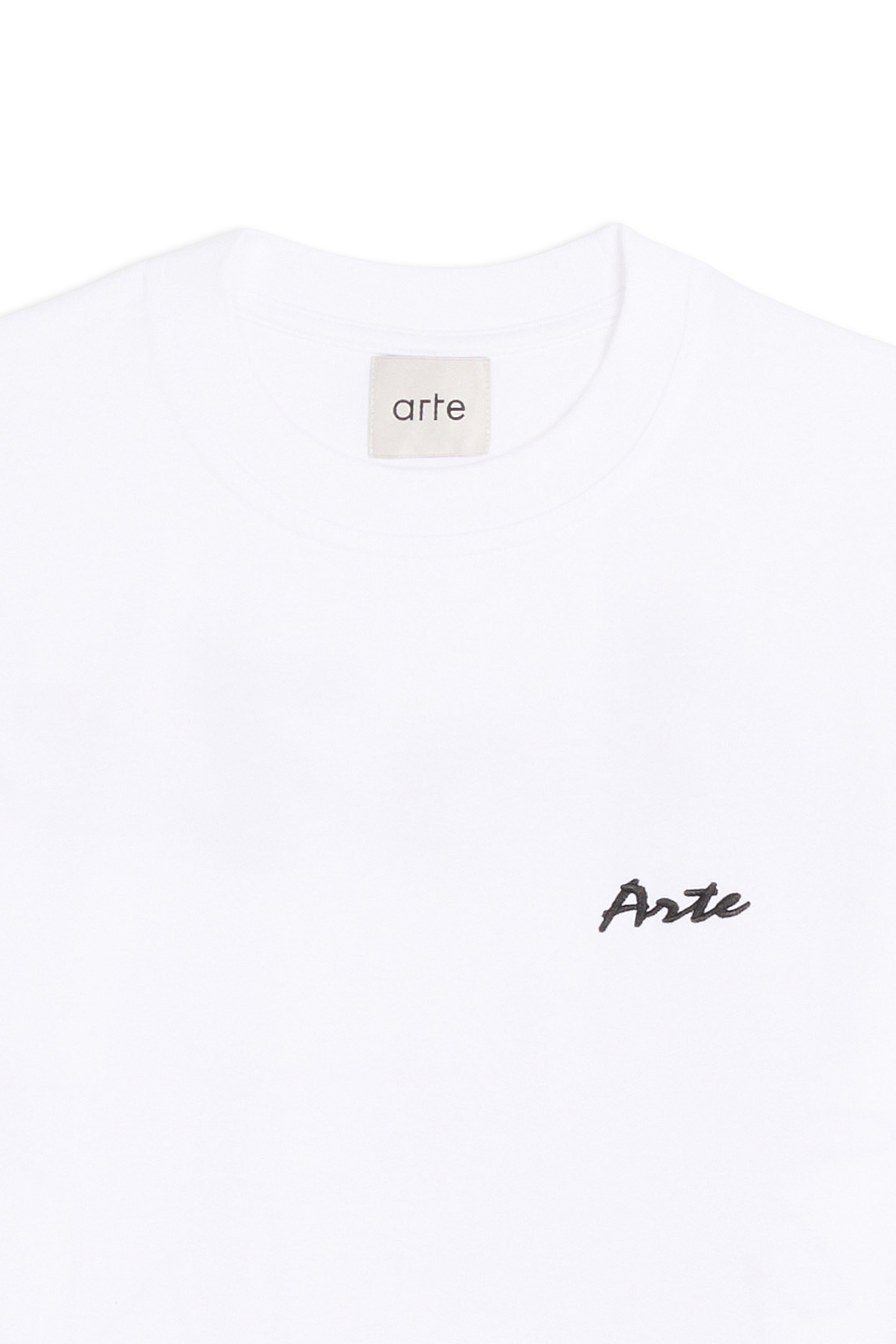 T-shirt White