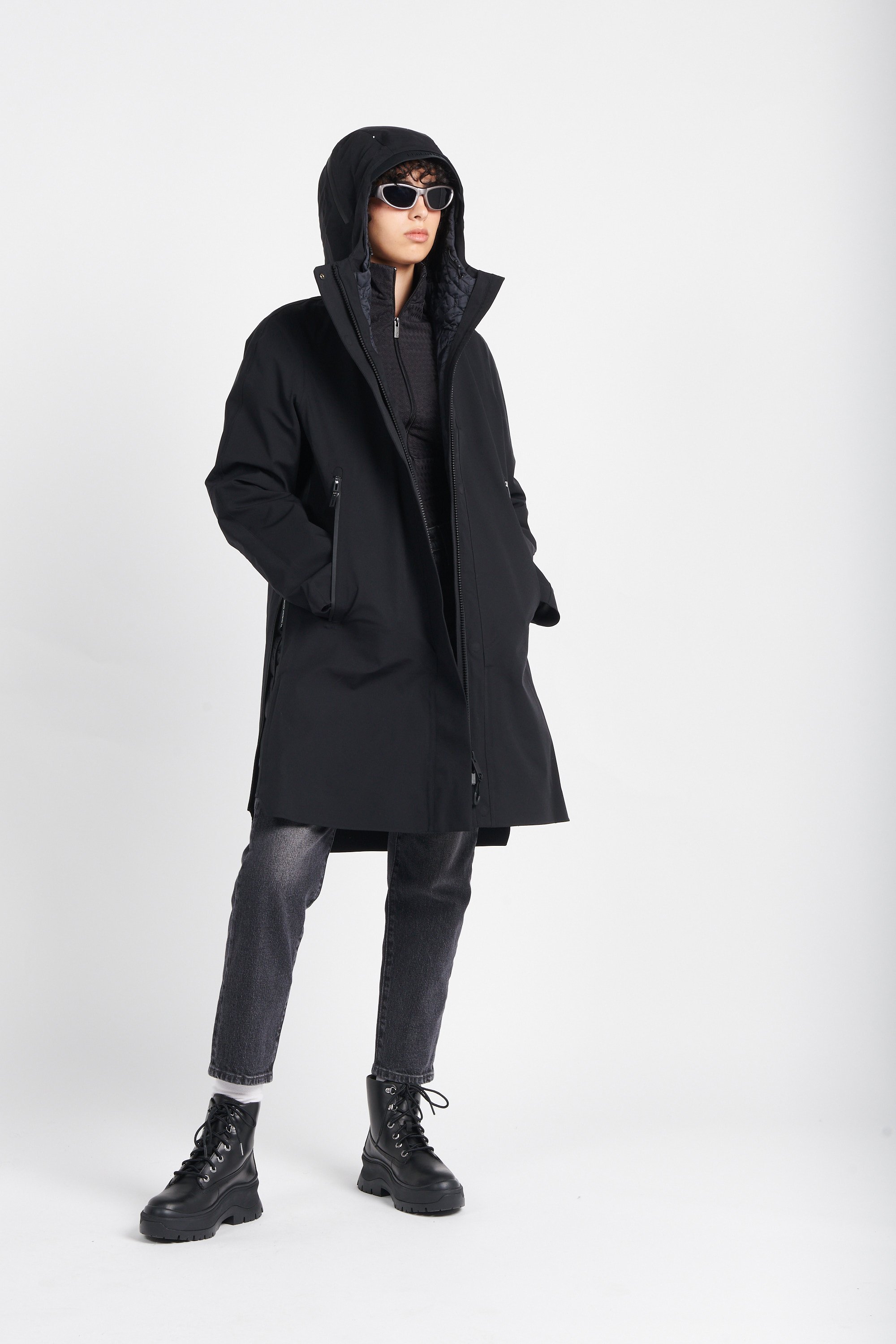 Parka | Black by KRAKATAU Parka Black