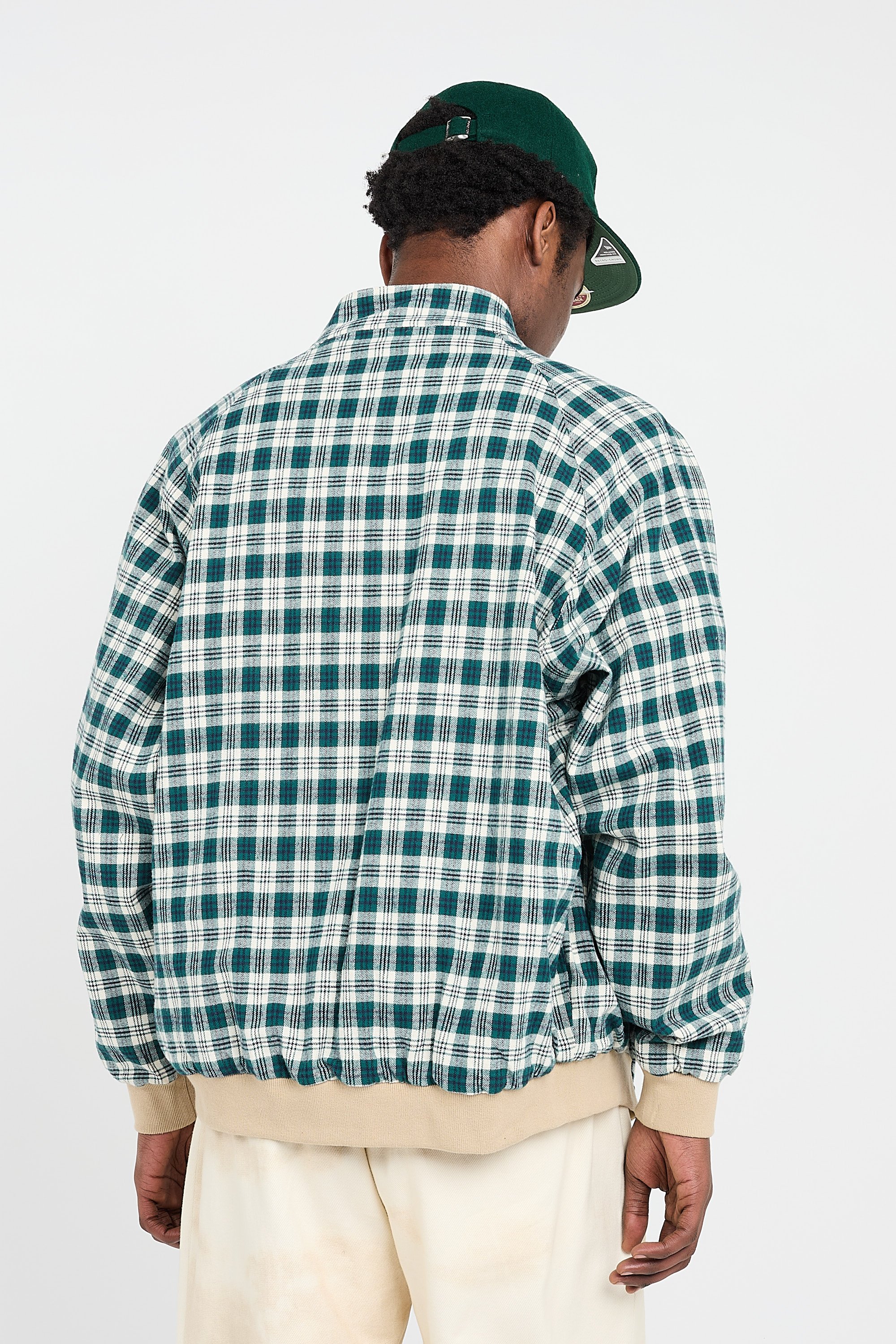 【新品・送料込み】HELAS ヘラス　 VEST JACKET 新品・送料込み】HELAS ヘラス VEST JACKET HELAS RIVER VEST