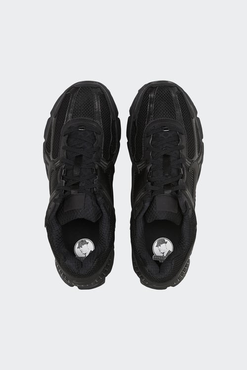 NIKE Sneakers Black