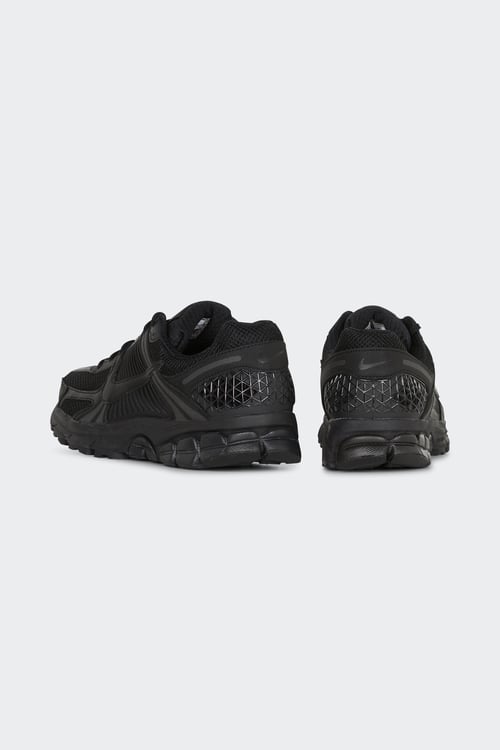 NIKE Sneakers Black