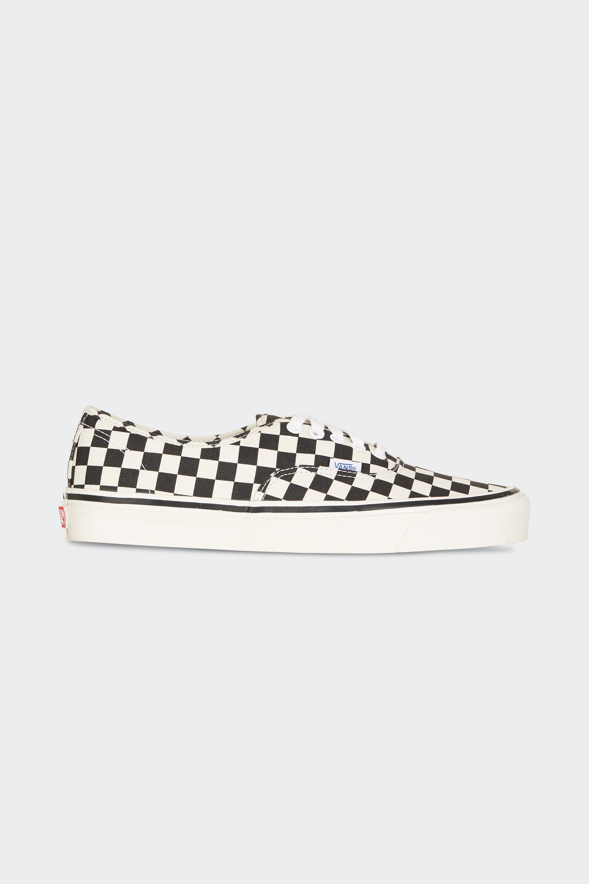 Low-top sneakers | Black by VANS Low-top sneakers Black