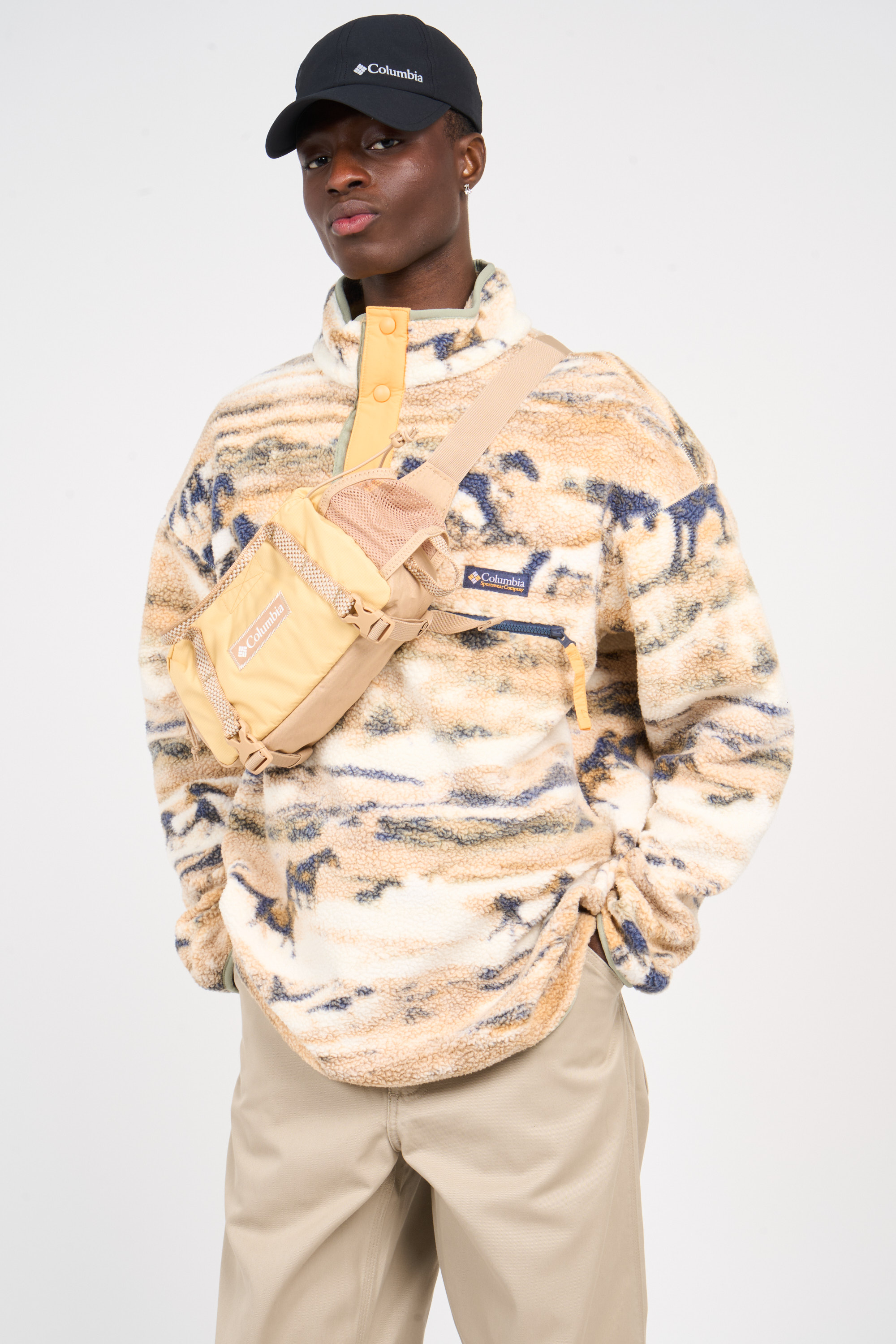 Canvas waist bag Beige