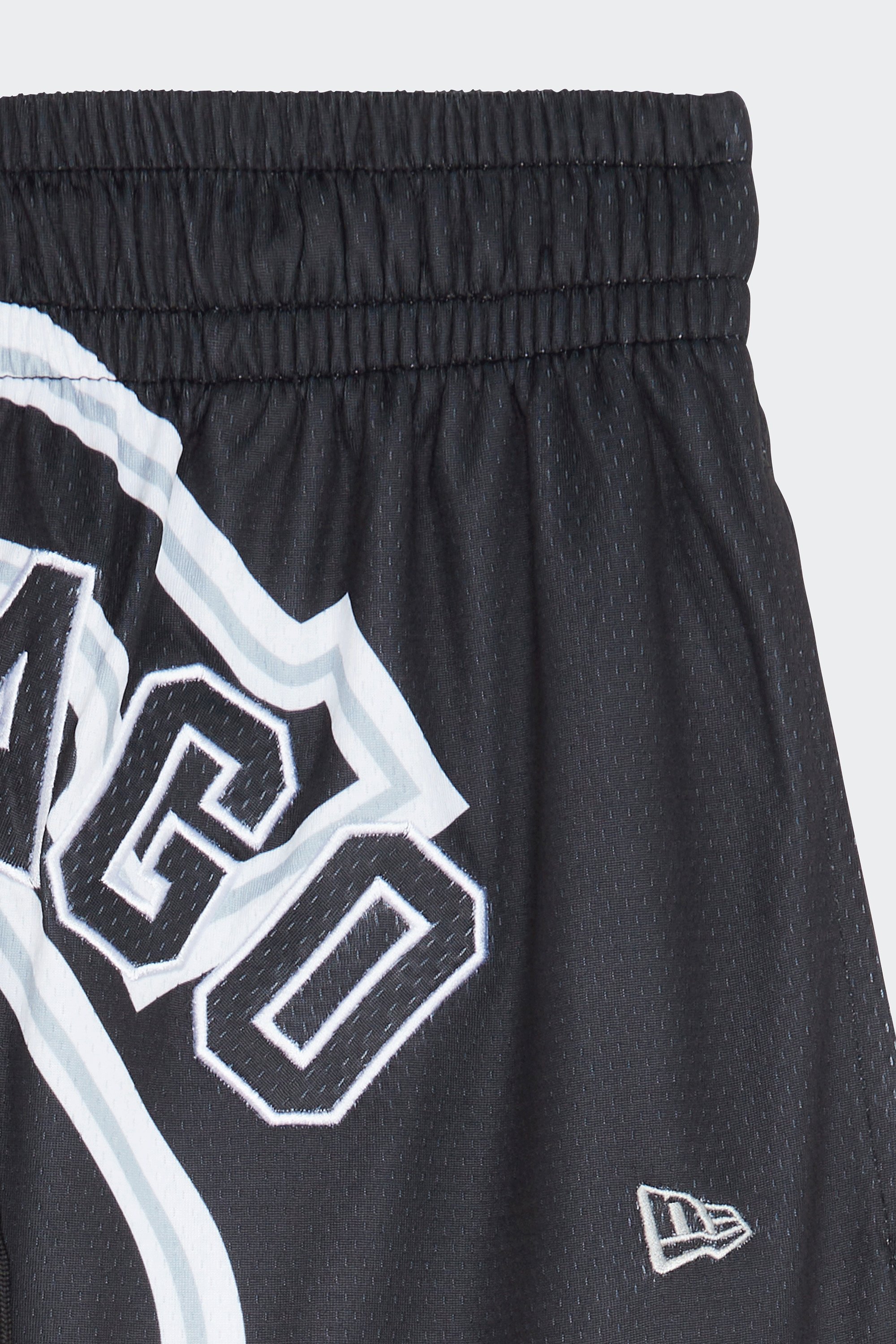 Shorts | Black by NEW ERA Shorts Black
