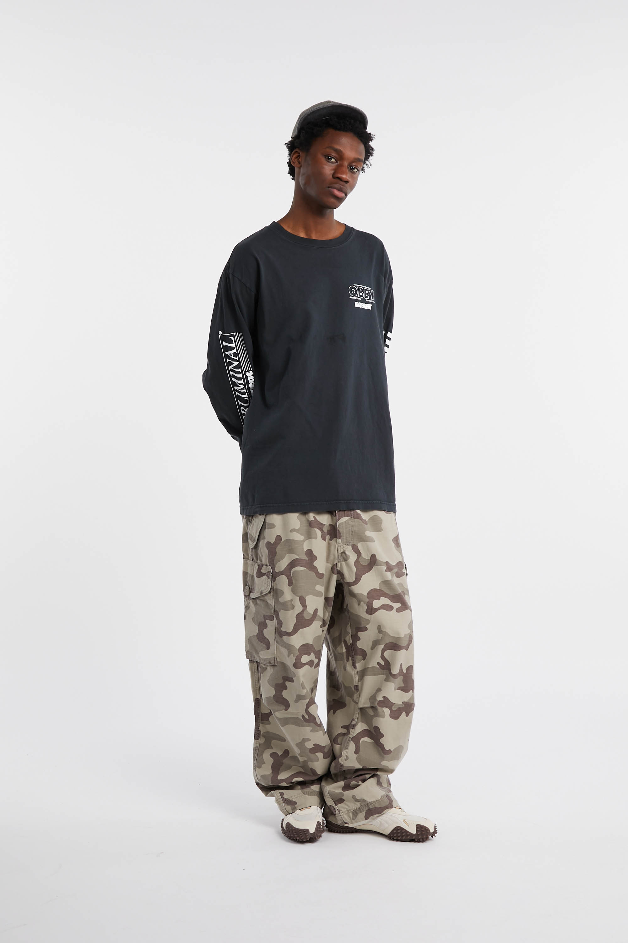 Regular-fit round-neck cotton T-shirt Black