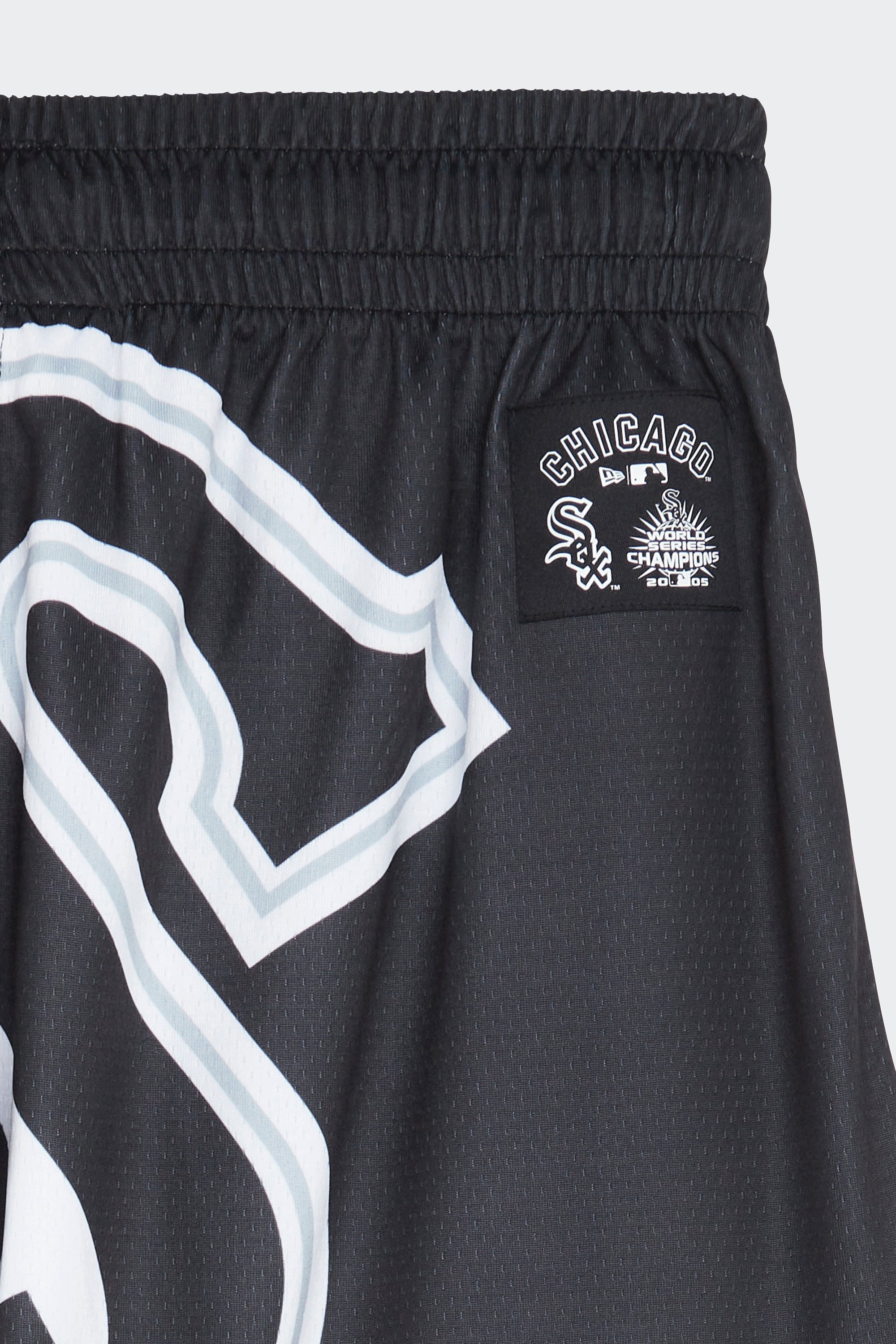Shorts | Black by NEW ERA Shorts Black