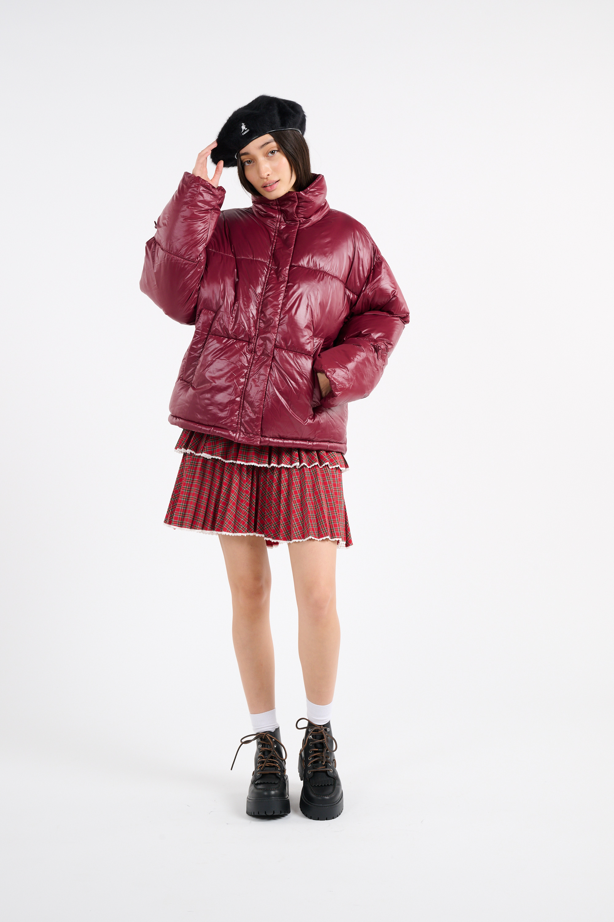 Lightweight quilted padded jacket with high neck Red