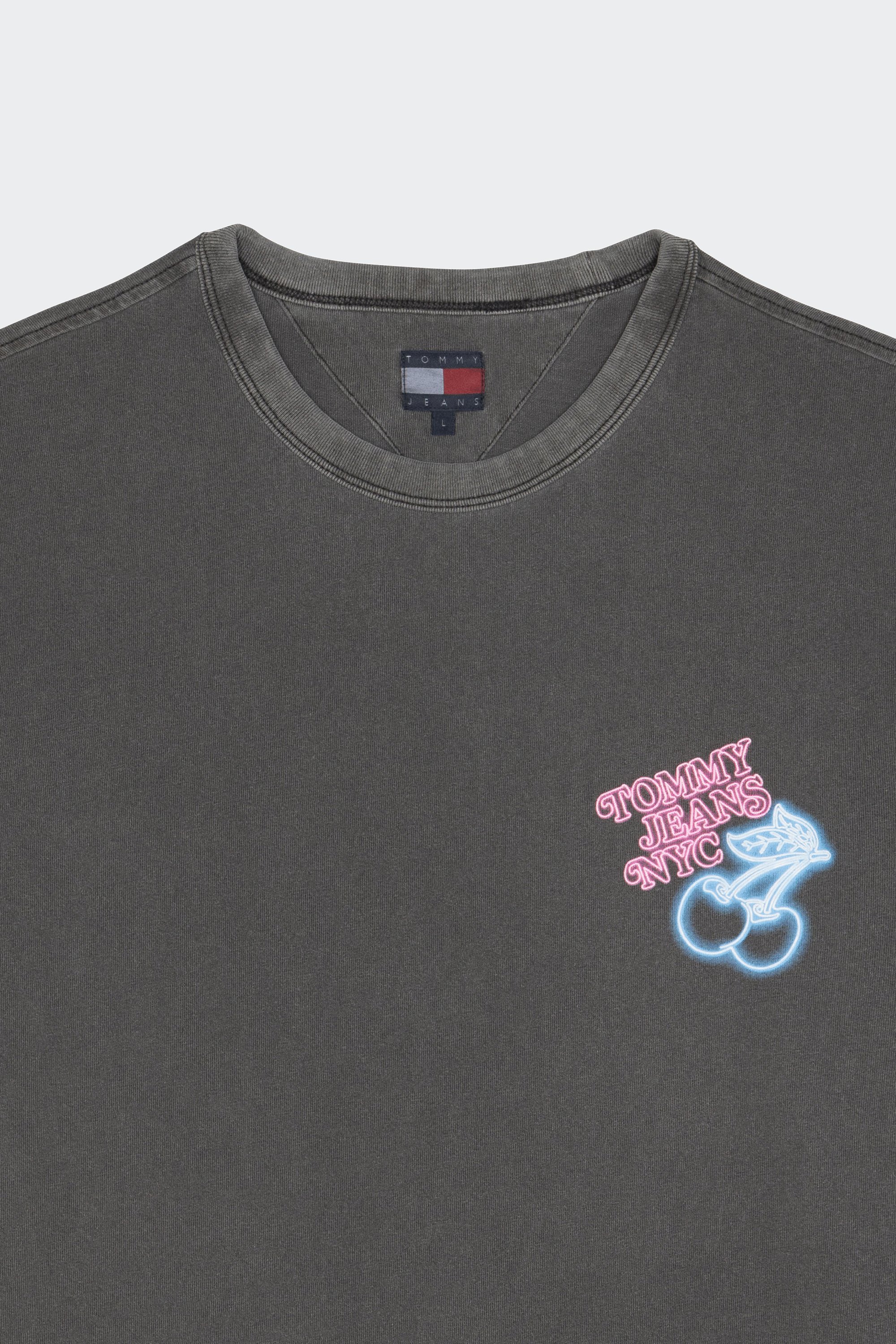 T-shirt | Black by TOMMY JEANS T-shirt Black