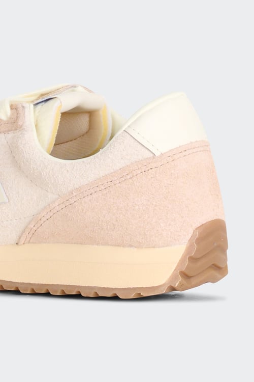 NEW BALANCE Baskets Beige