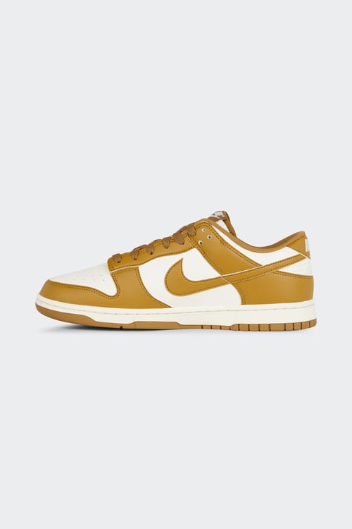 NIKE Sneakers Beige