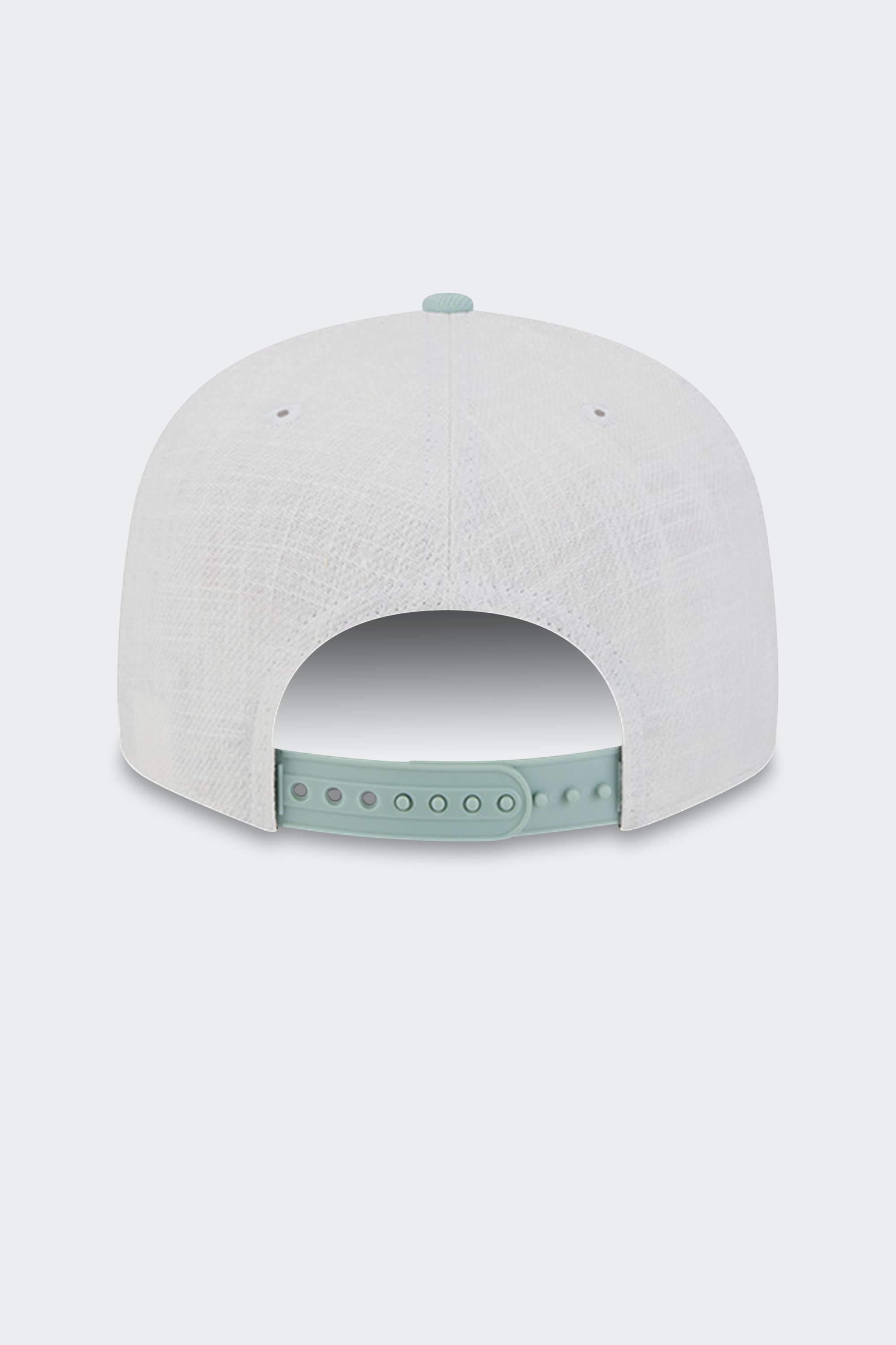 Cap | White by NEW ERA Cap White
