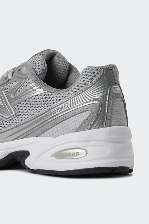 NEW BALANCE Baskets Gris