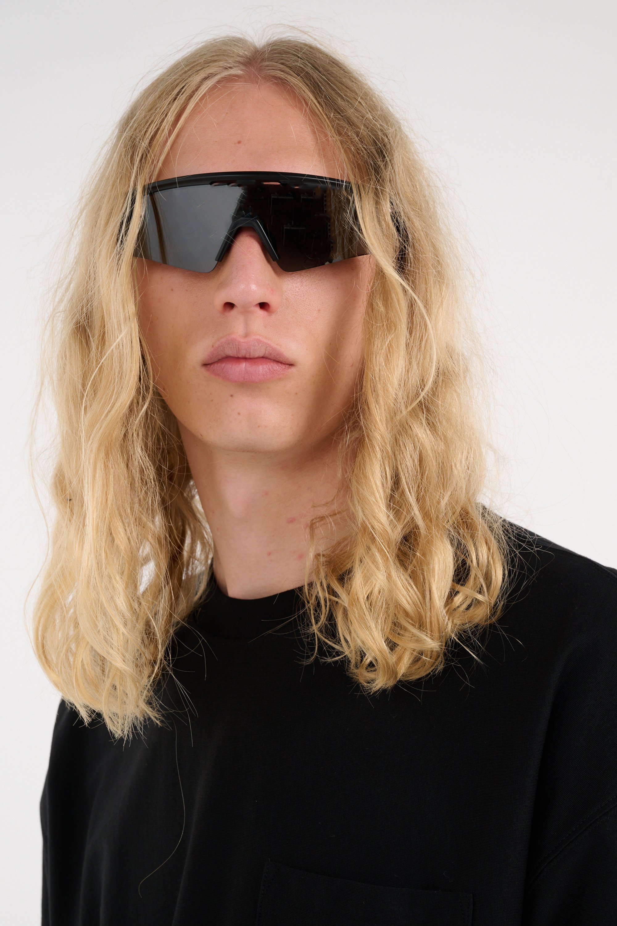 Sunglasses OAKLEY Black