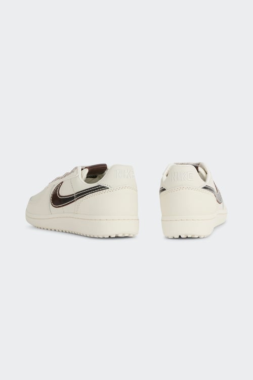 NIKE Baskets Beige