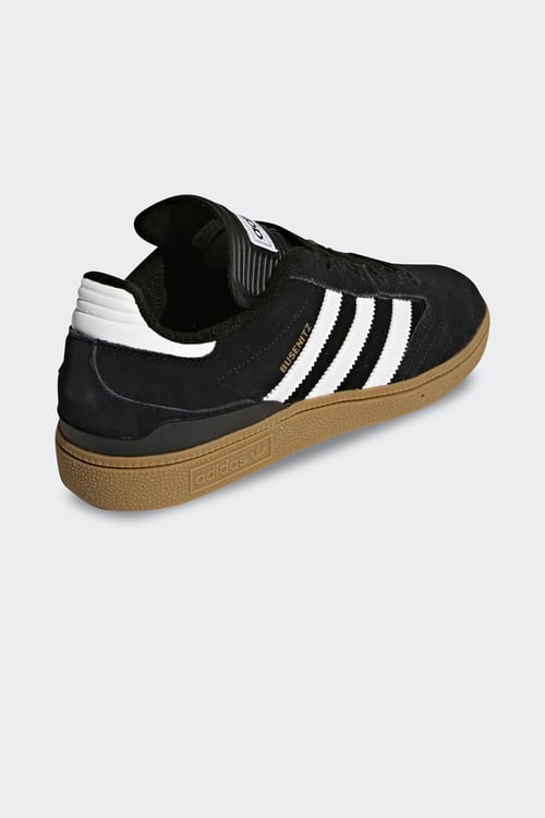 ADIDAS ACTION SPORT Baskets basses - ADIDAS X DENNIS BUSENITZ Noir