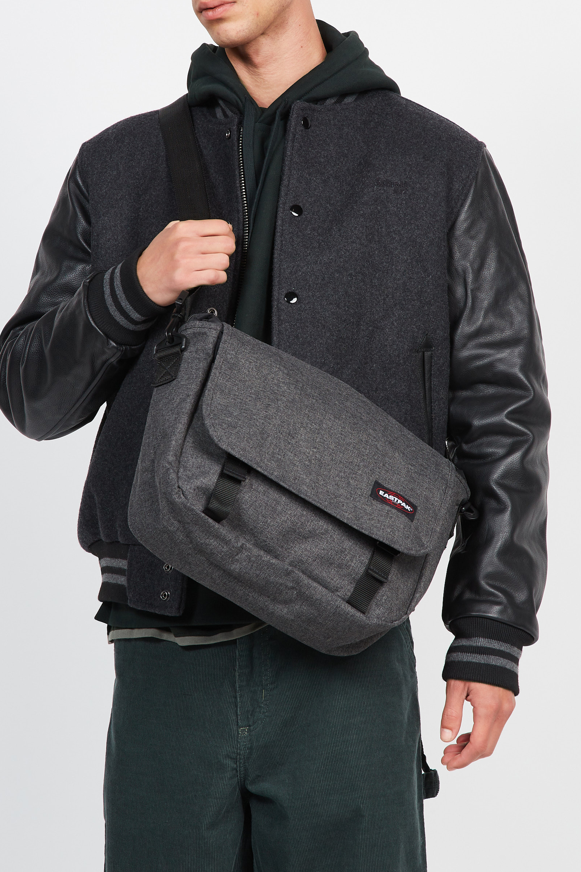 Sacoche EASTPAK Gris