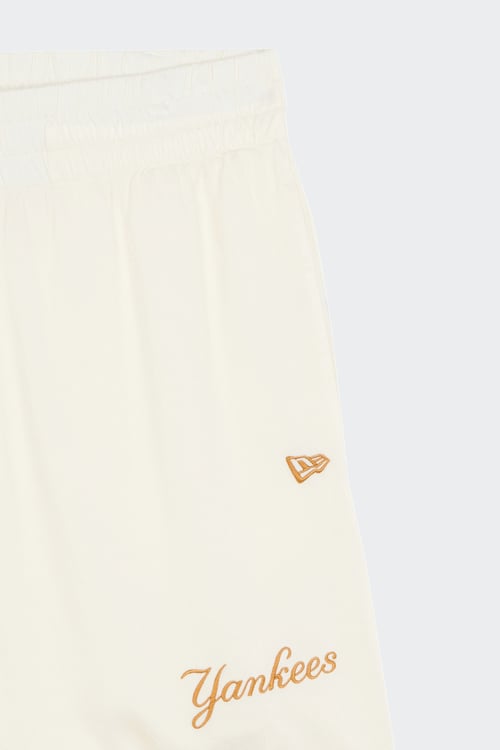 NEW ERA Shorts Beige