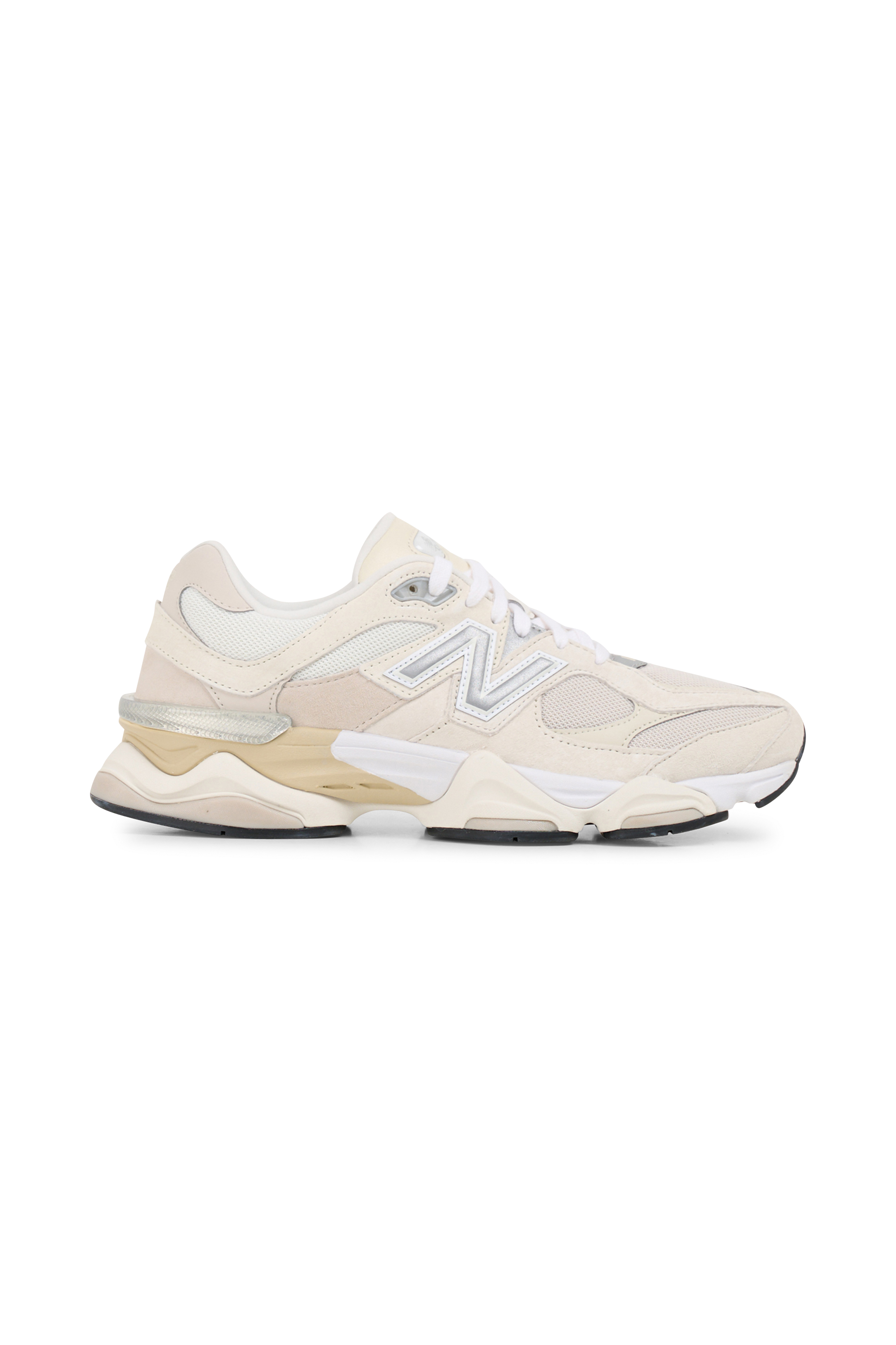 Baskets Beige