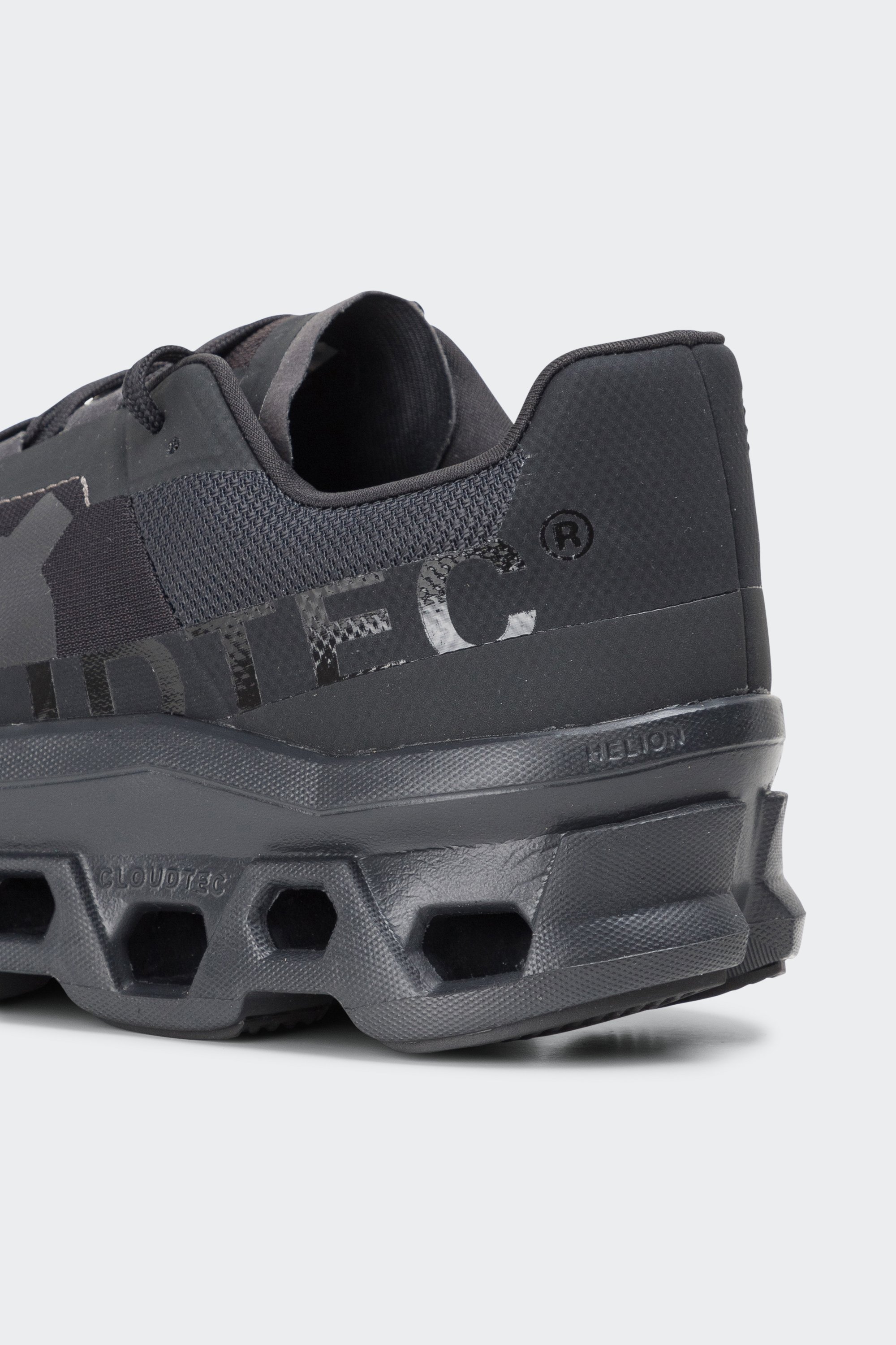 Baskets | Noir by ON Baskets Noir