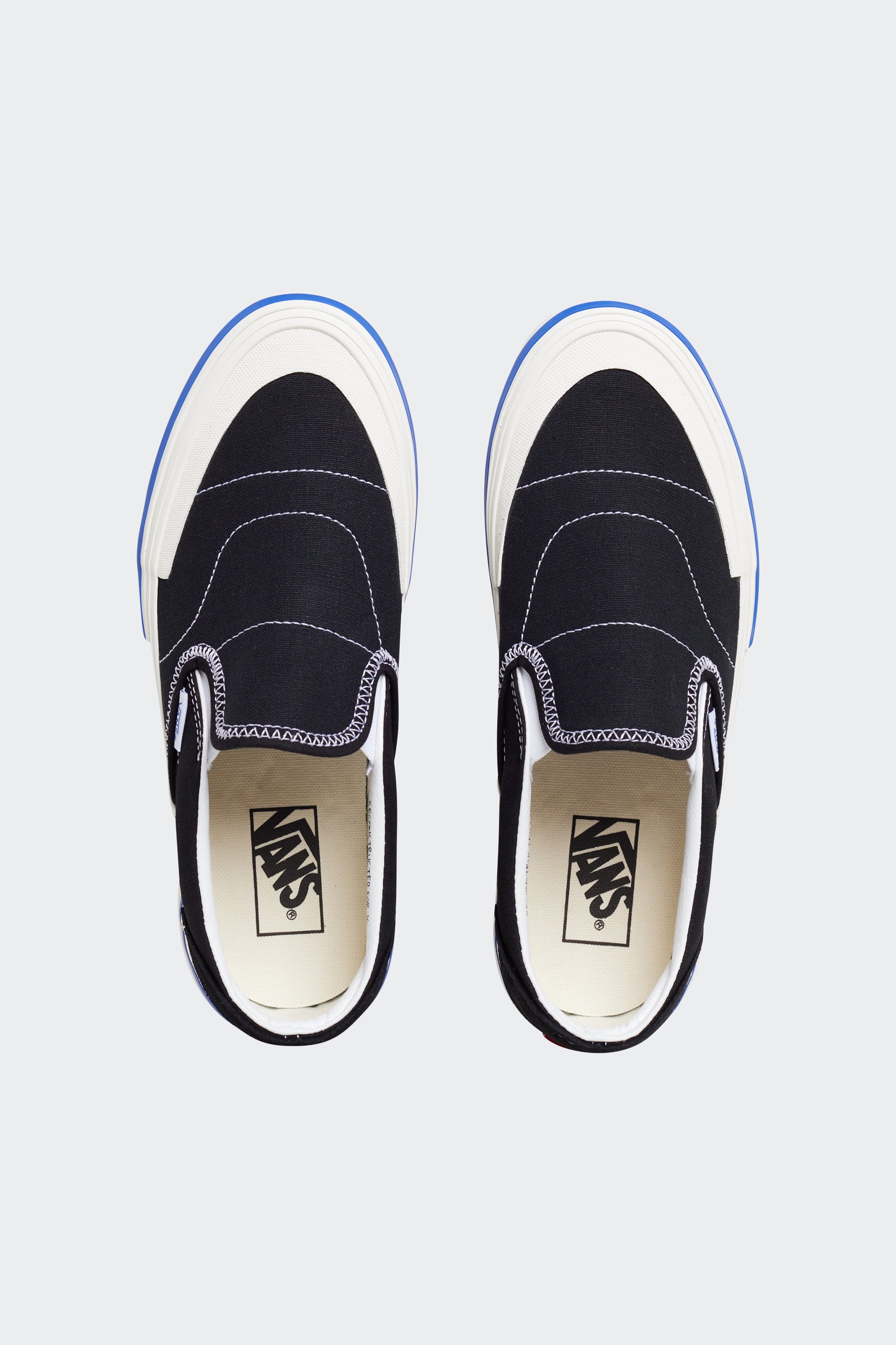Slip-on | Black by VANS Slip-on Black