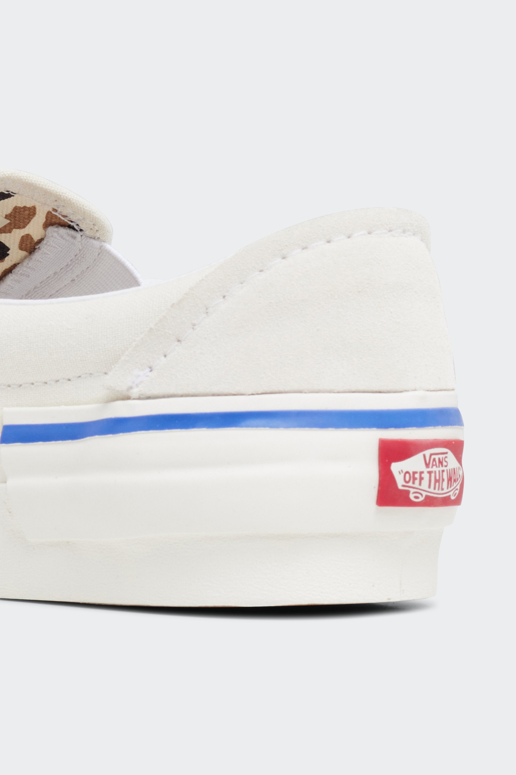 Slip-on | White by VANS Slip-on White