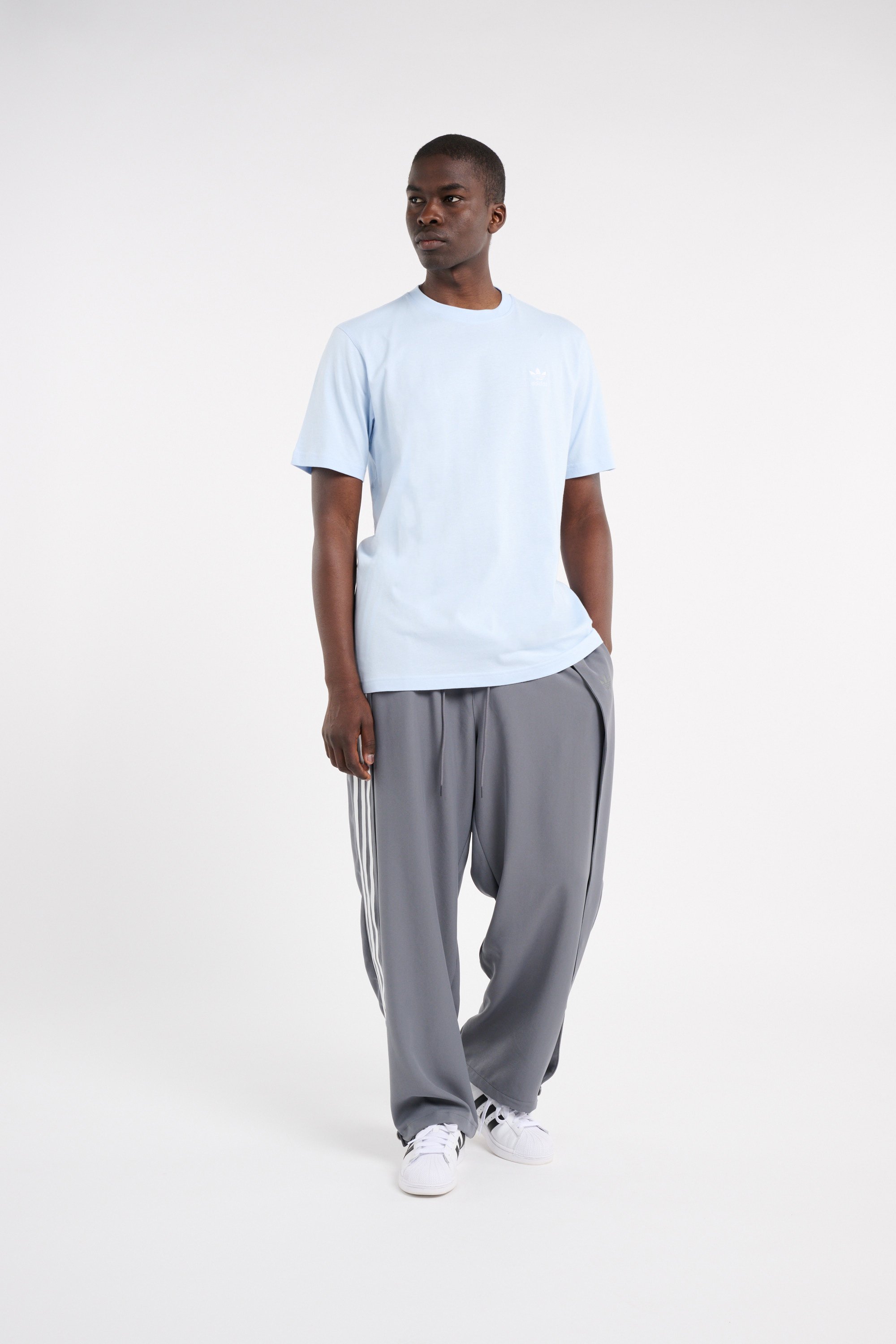 Regular-fit round-neck cotton T-shirt Blue