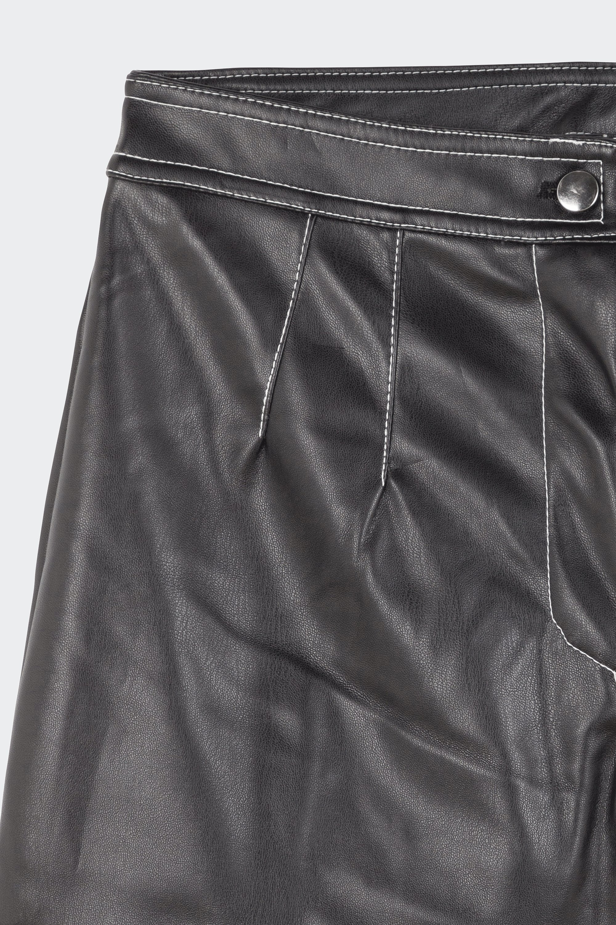 Shorts | Black by NOISY MAY Shorts Black