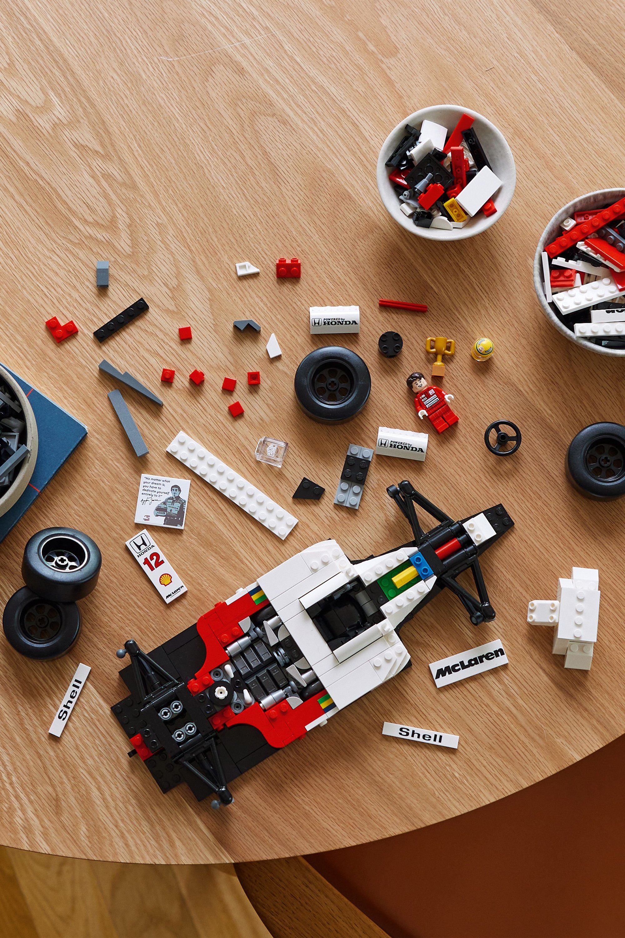 The Mona Lisa | Multicolored by LEGO The Mona Lisa Multicolored