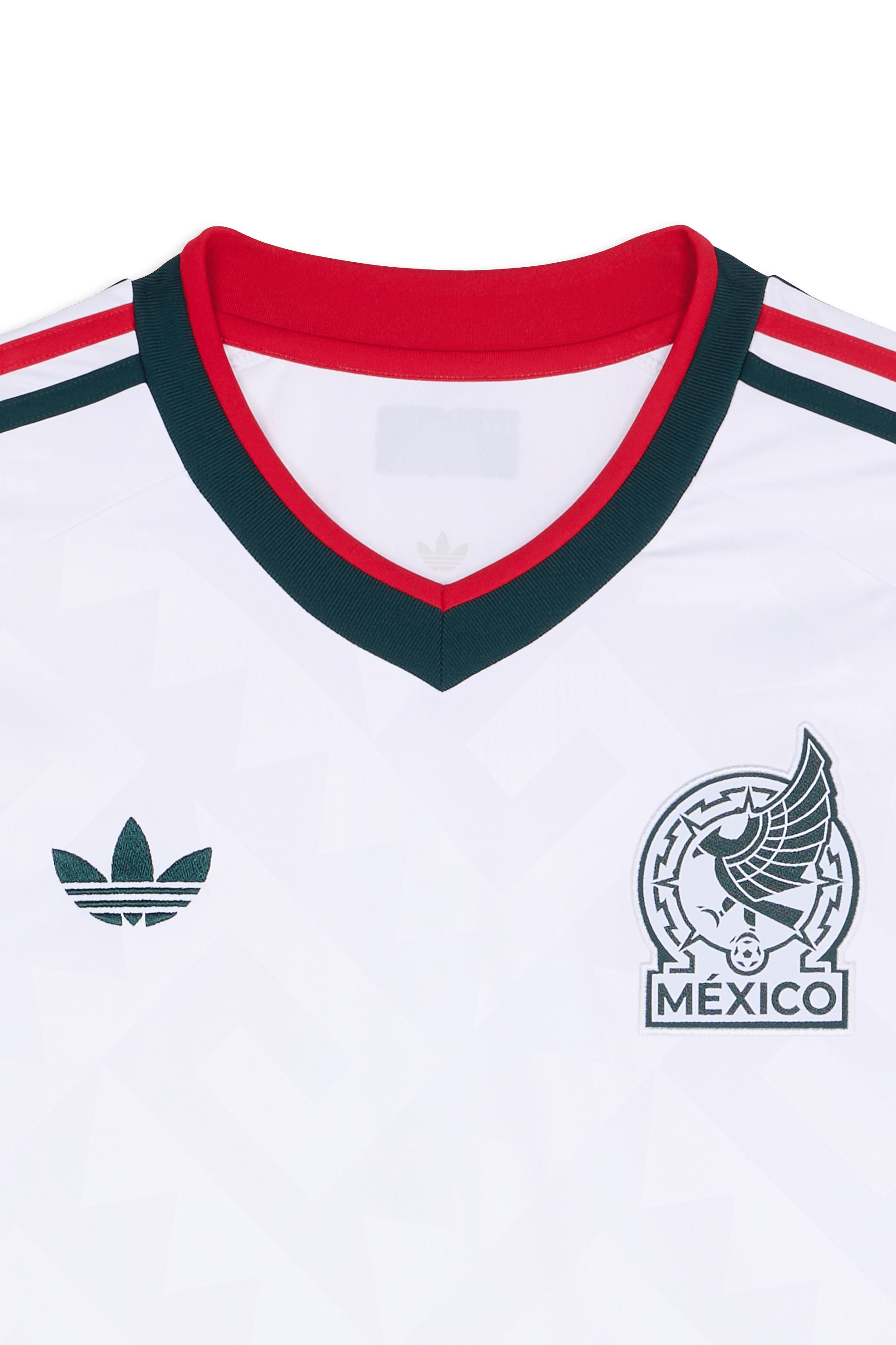 Oversized V-neck T-shirt White