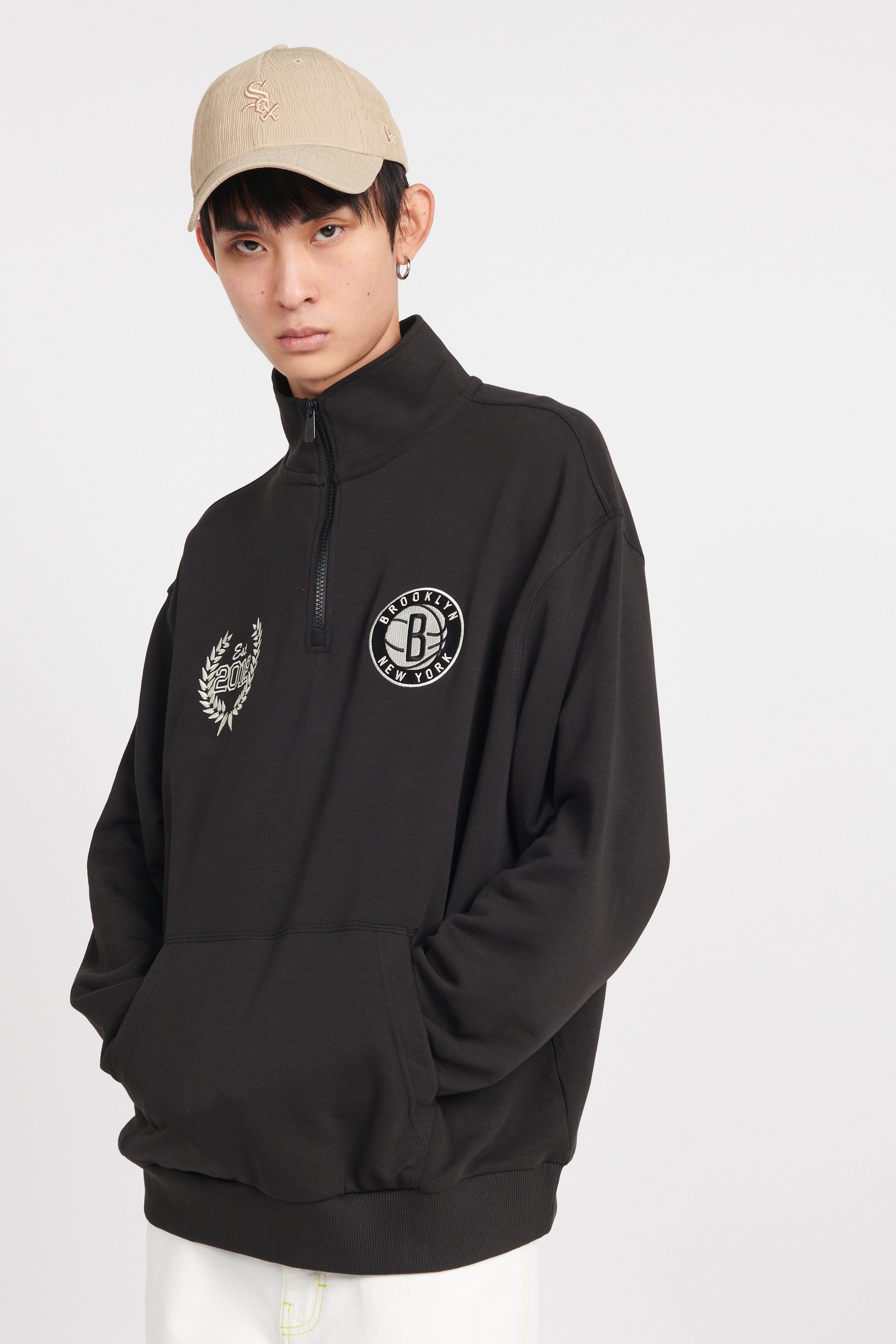 sweatshirt | Black by NEW ERA sweatshirt Black