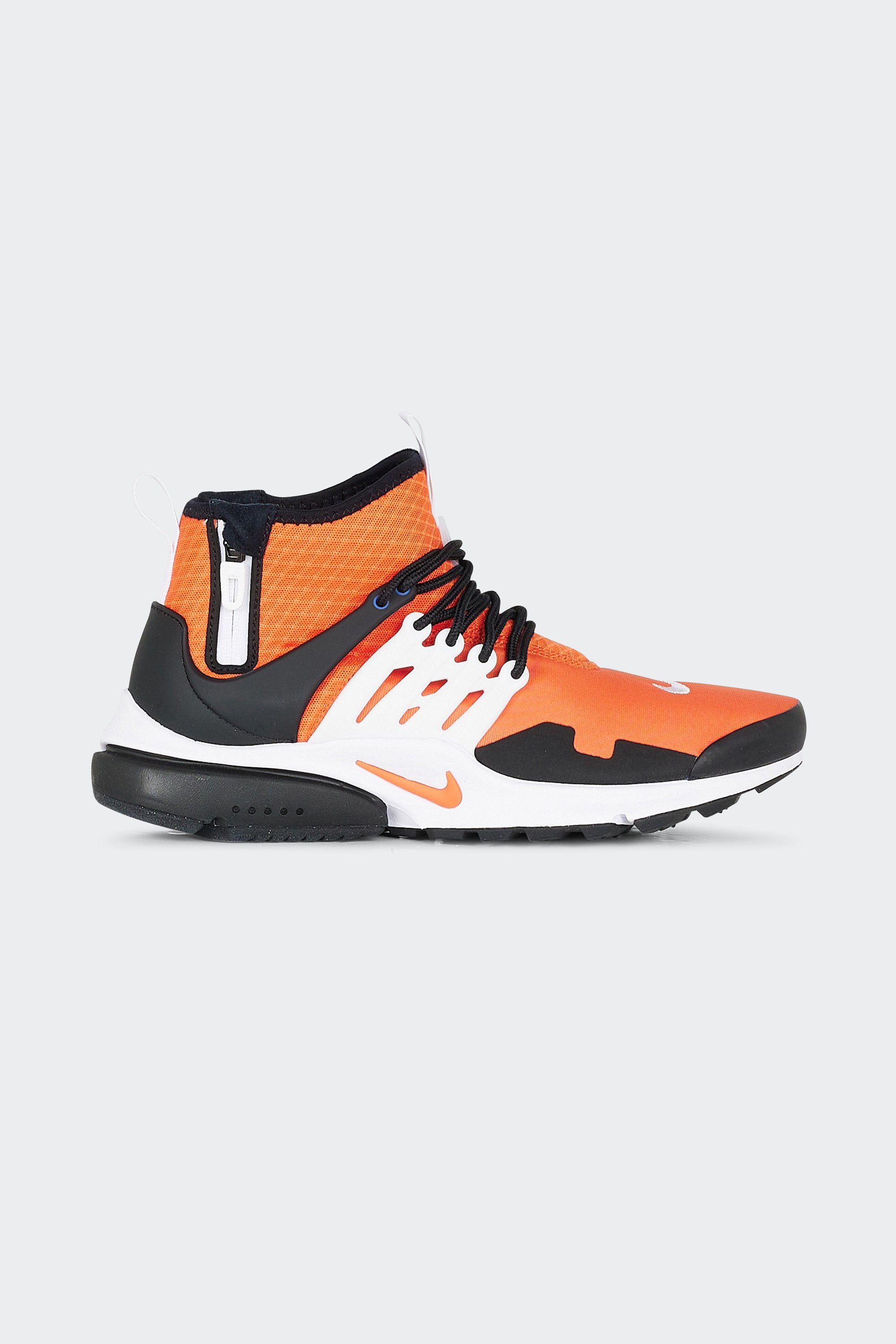 Baskets | Orange by NIKE Baskets Orange