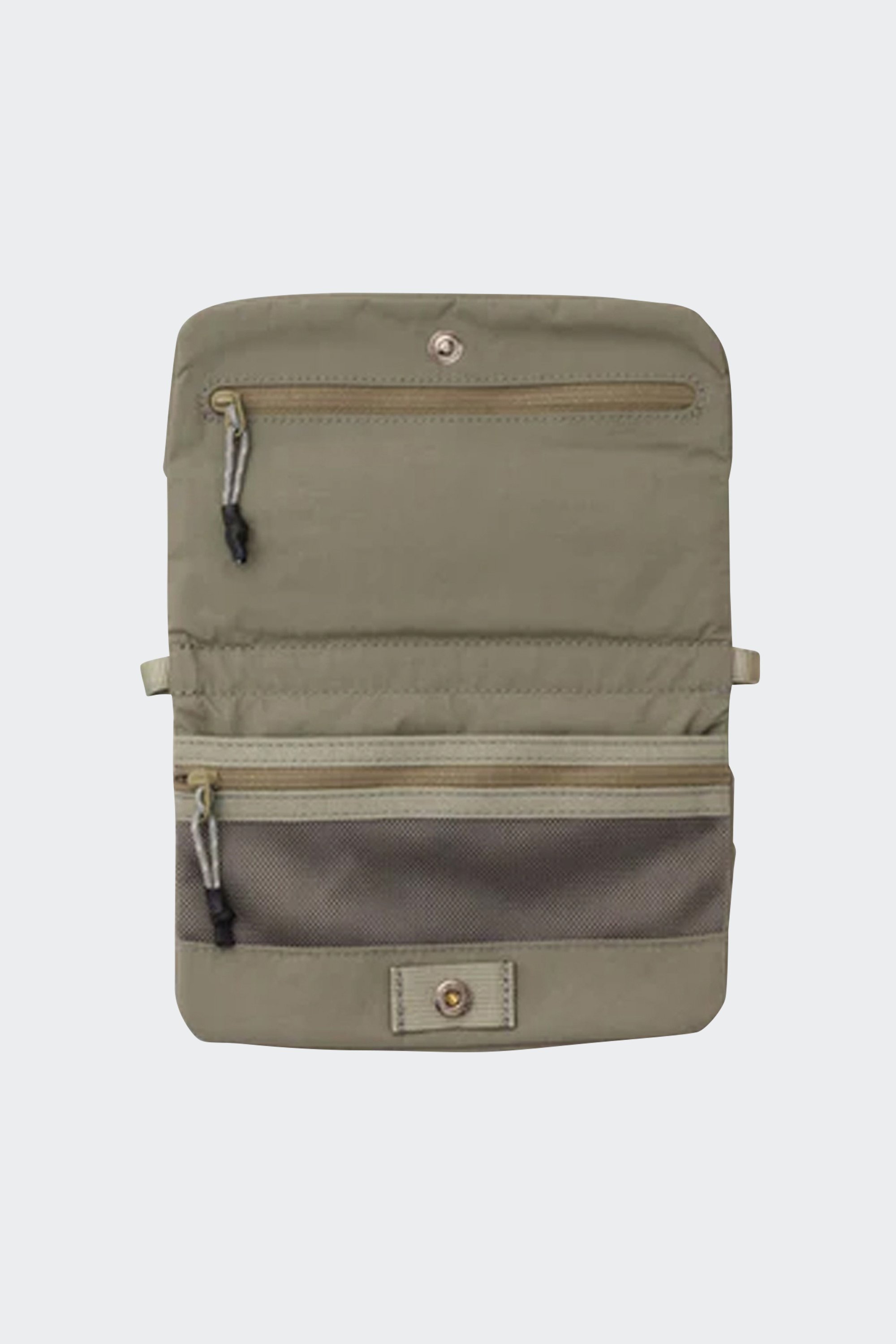 Pochette | Kaki by TOPOLOGIE Pochette Kaki